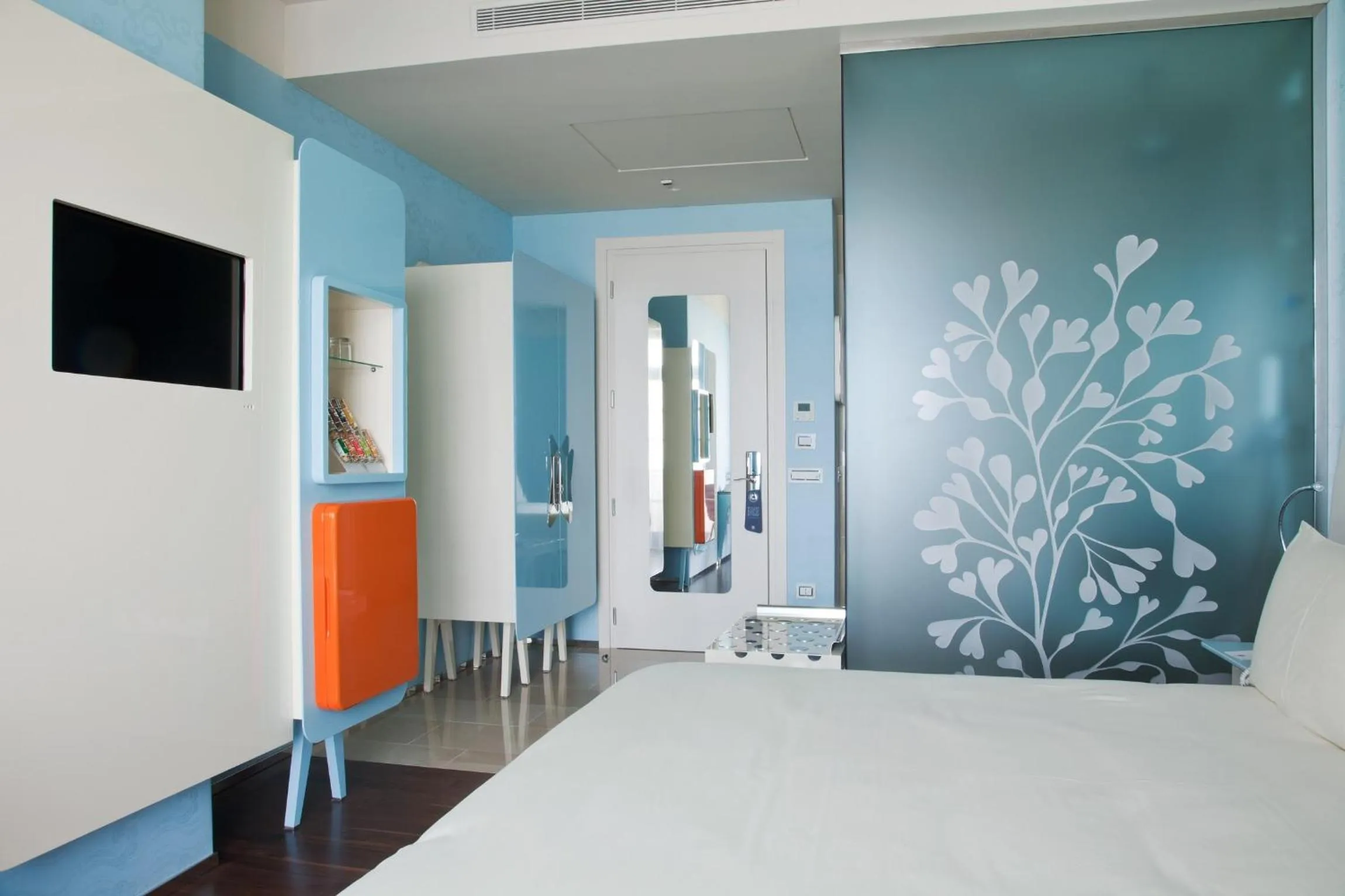 Photo of the whole room, Bed in JR Hotels Bari Grande Albergo delle Nazioni