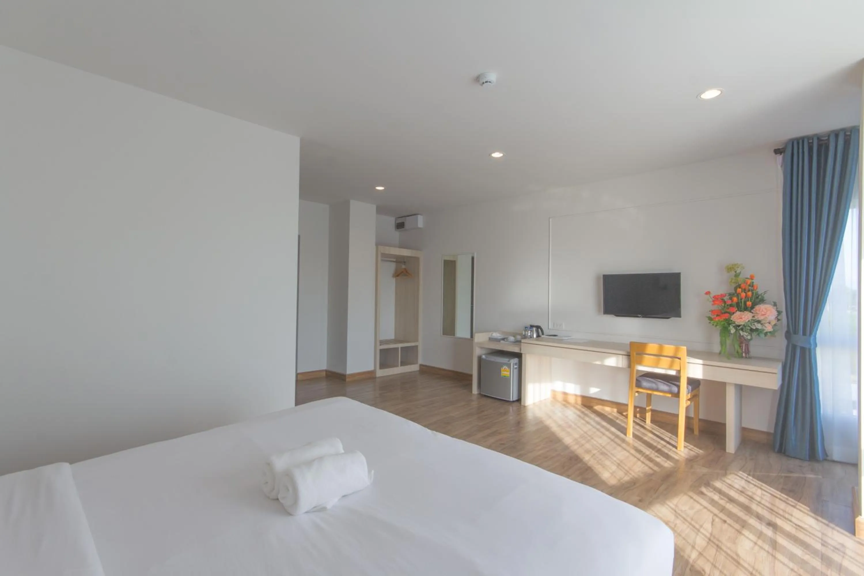 Bed in Donchan Grand Hotel