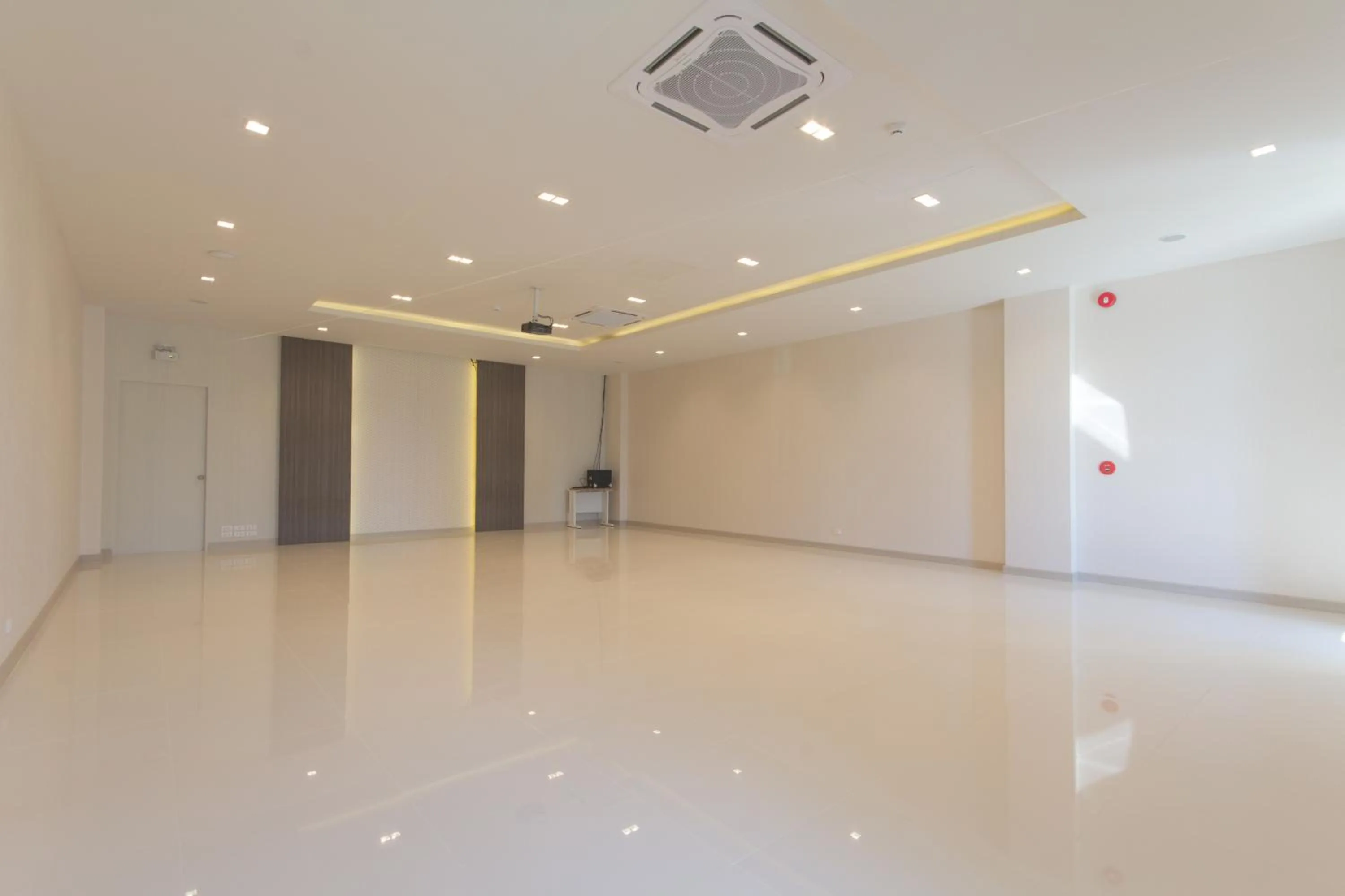 Meeting/conference room in Donchan Grand Hotel