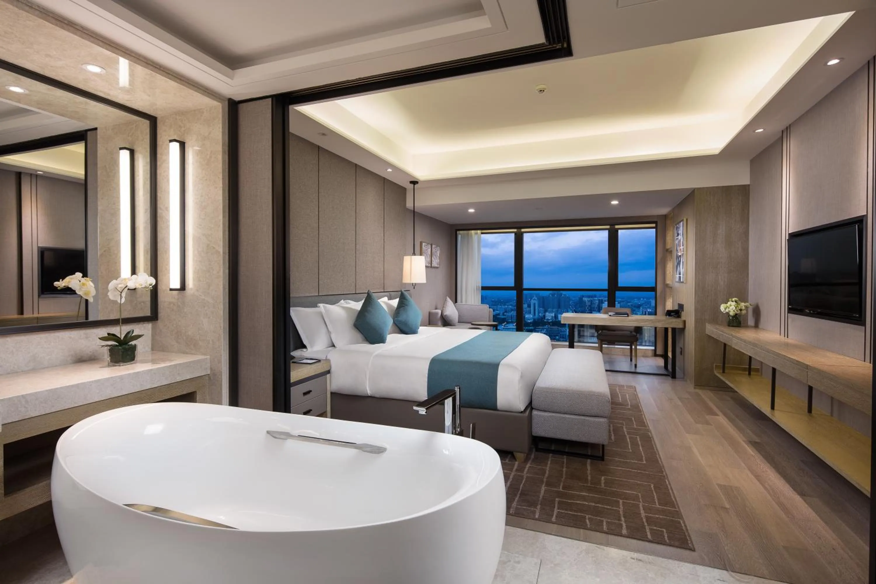 Photo of the whole room in Wyndham Grand Maoming