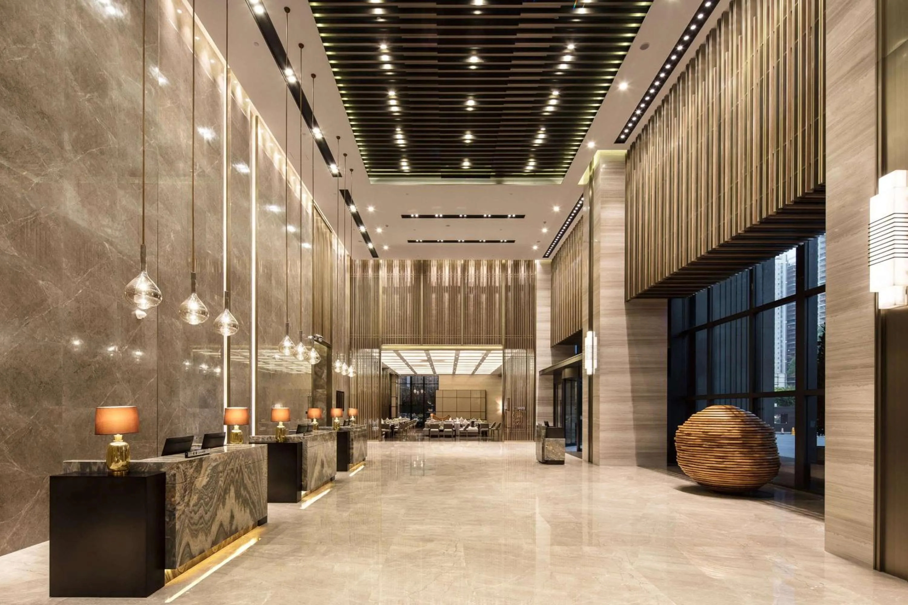 Lobby or reception in Wyndham Grand Maoming