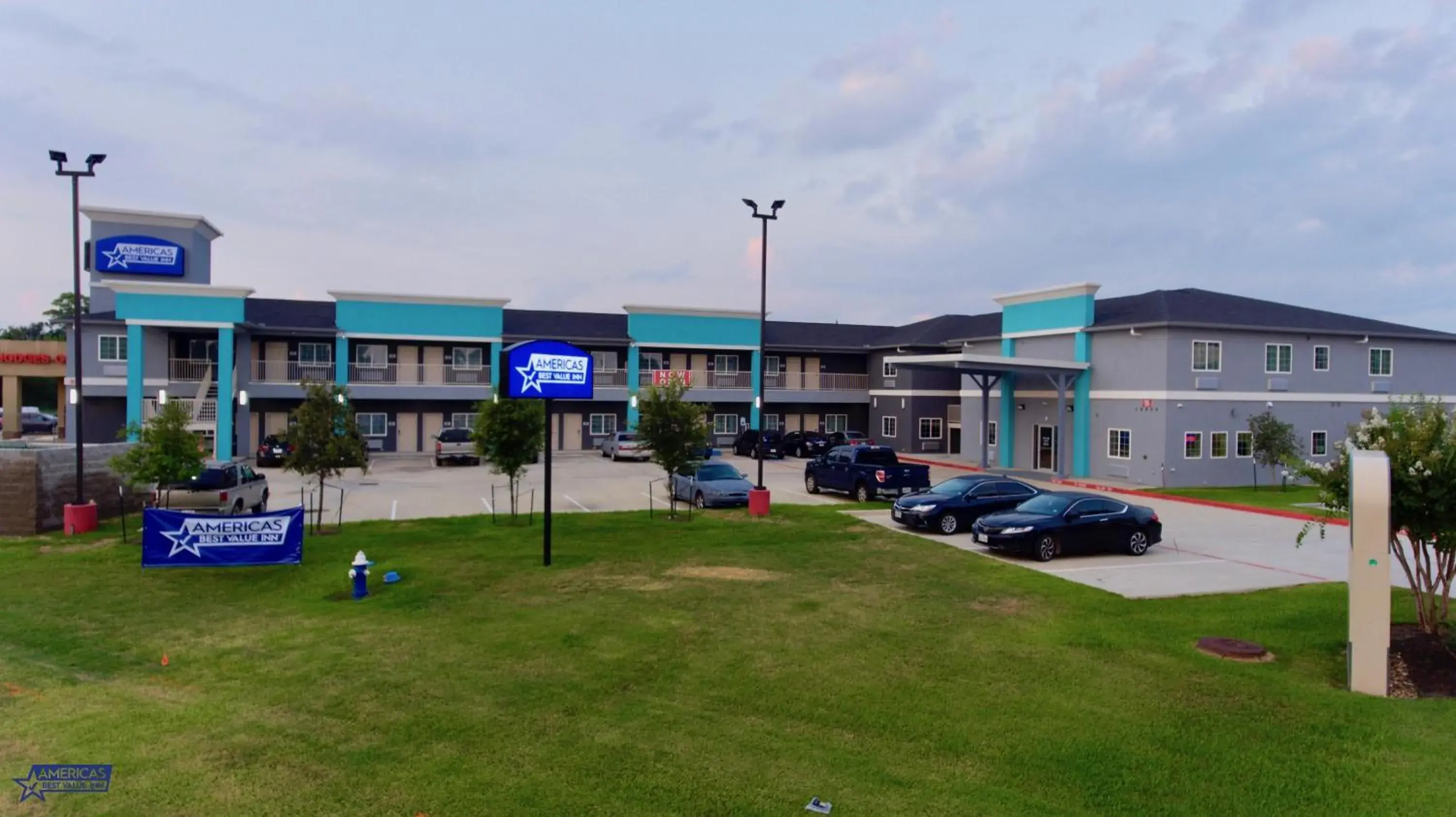 Property building in Americas Best Value Inn Houston Willowbrook Property building in Americas Best Value Inn Houston Willowbrook