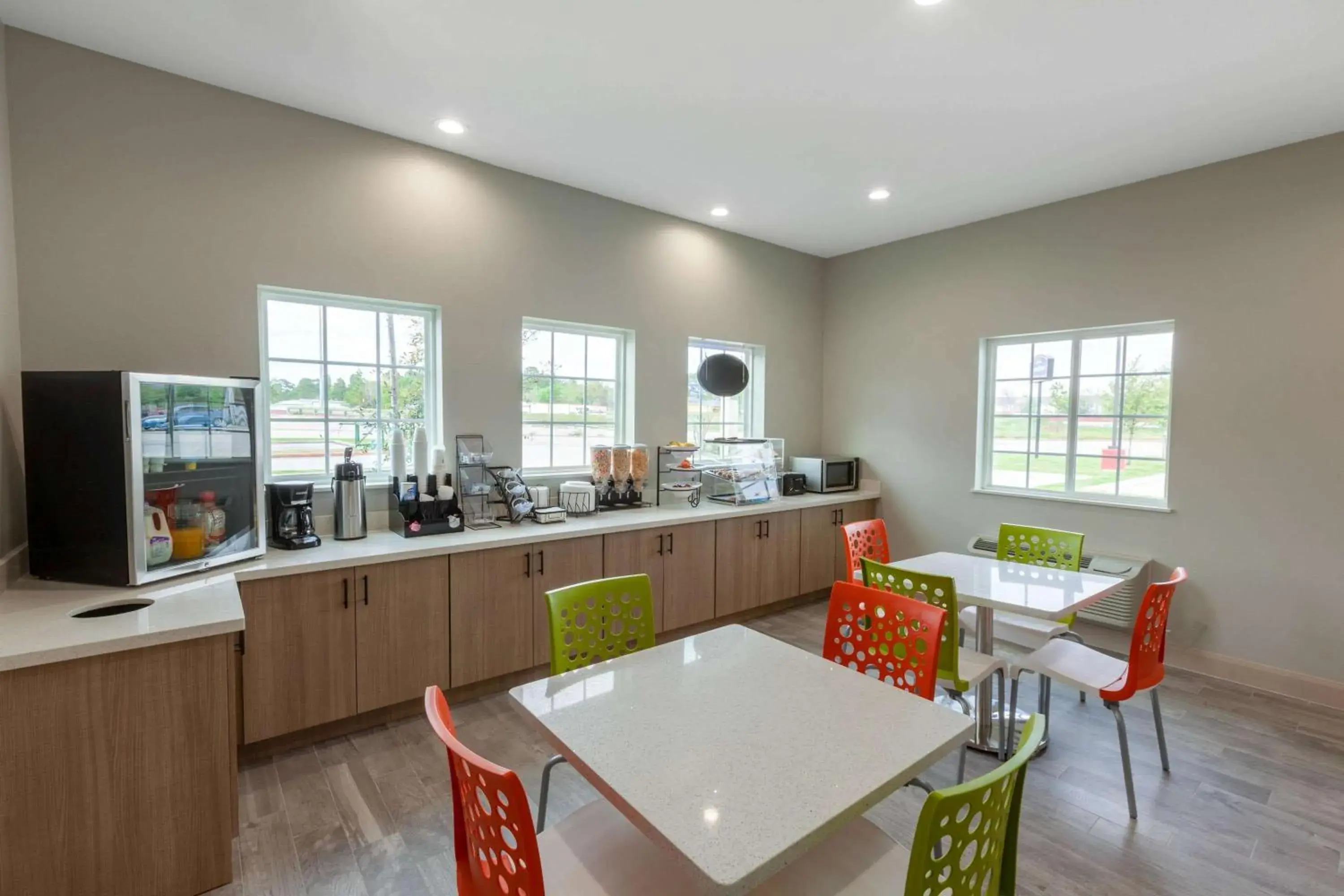 Restaurant/places to eat in Americas Best Value Inn Houston Willowbrook Restaurant/places to eat in Americas Best Value Inn Houston Willowbrook