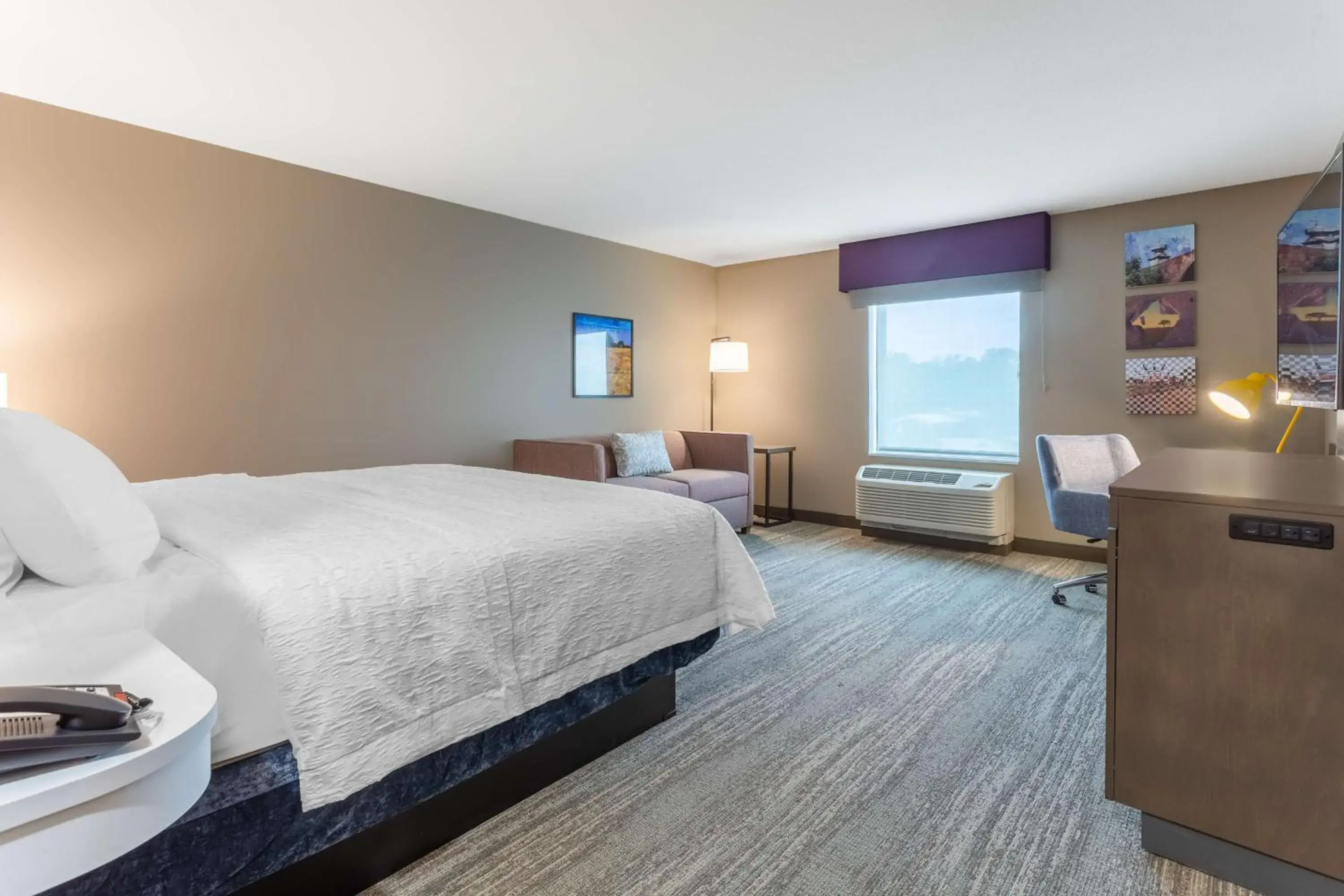 Bed in Hampton Inn And Suites Guymon Bed in Hampton Inn And Suites Guymon