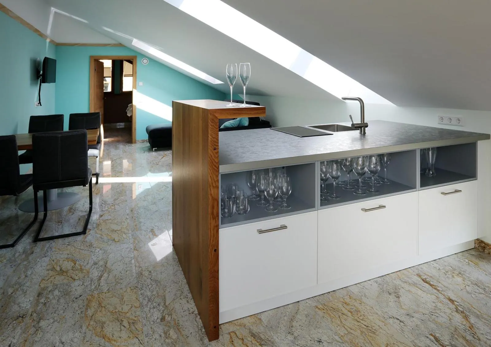 Kitchen or kitchenette in Gästehaus Alte Glaserei