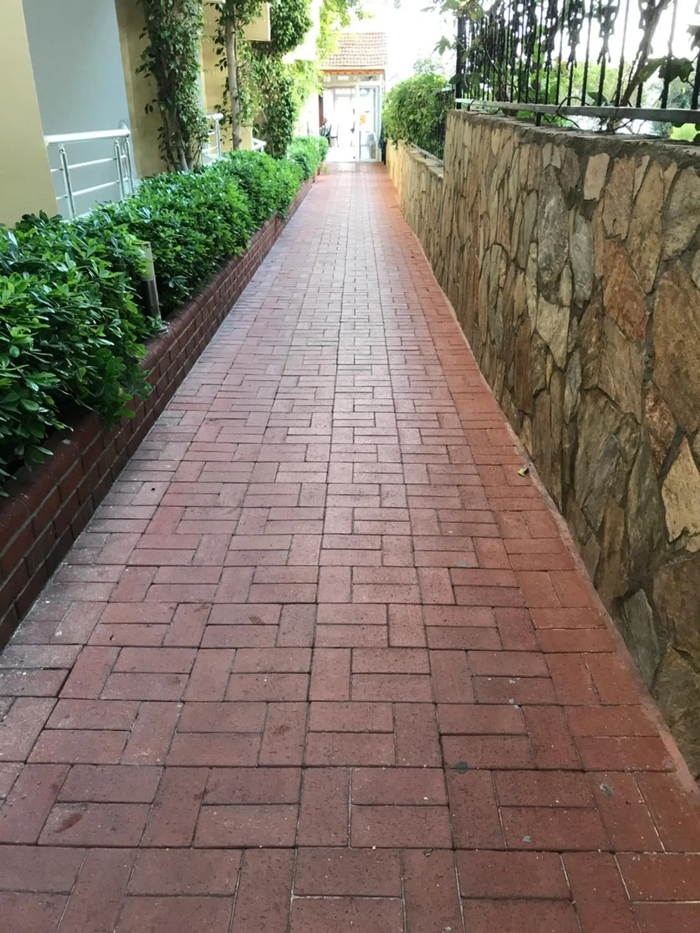 Facade/entrance in Muz Hotel Facade/entrance in Muz Hotel