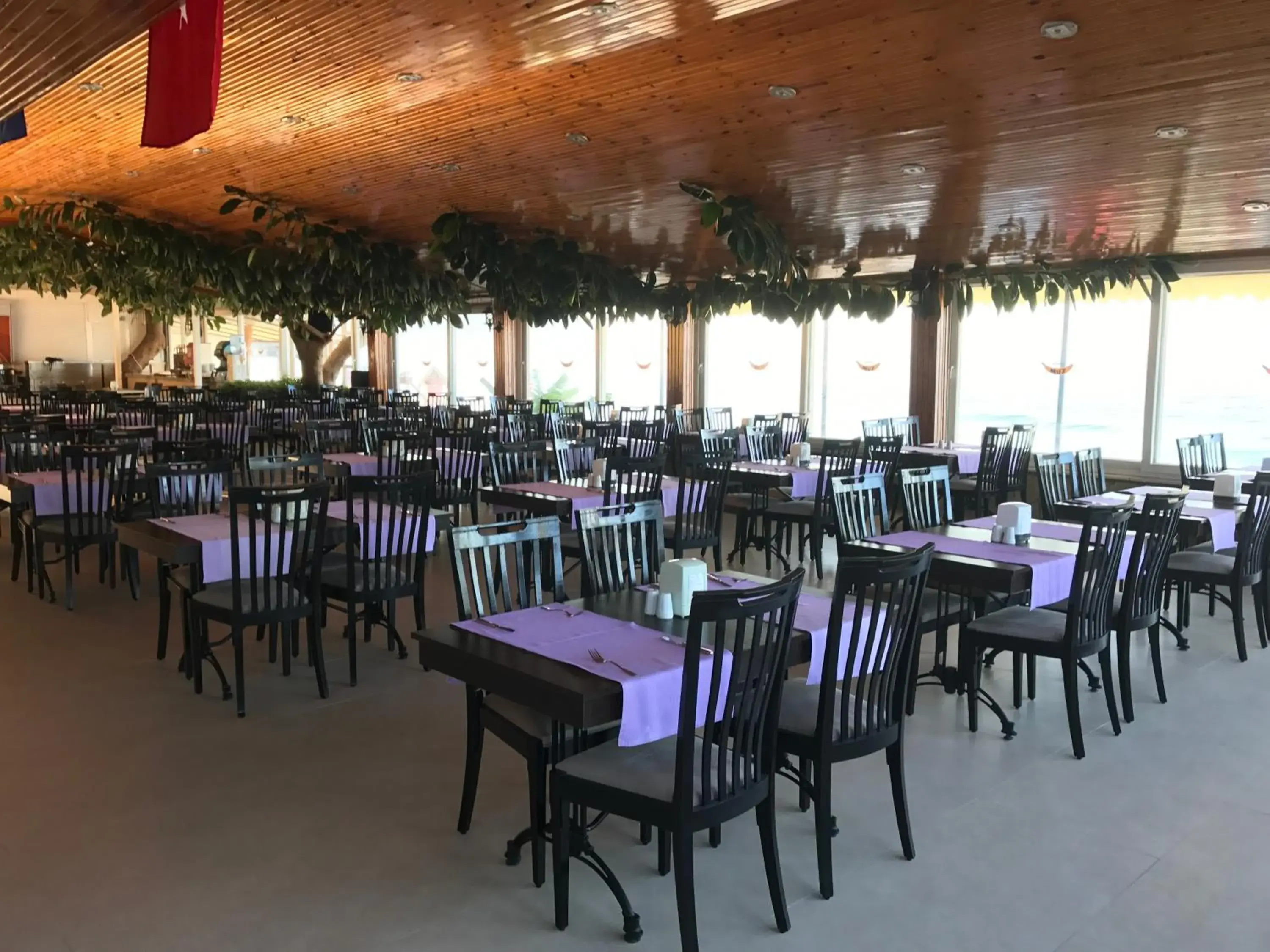 Restaurant/places to eat in Muz Hotel Restaurant/places to eat in Muz Hotel