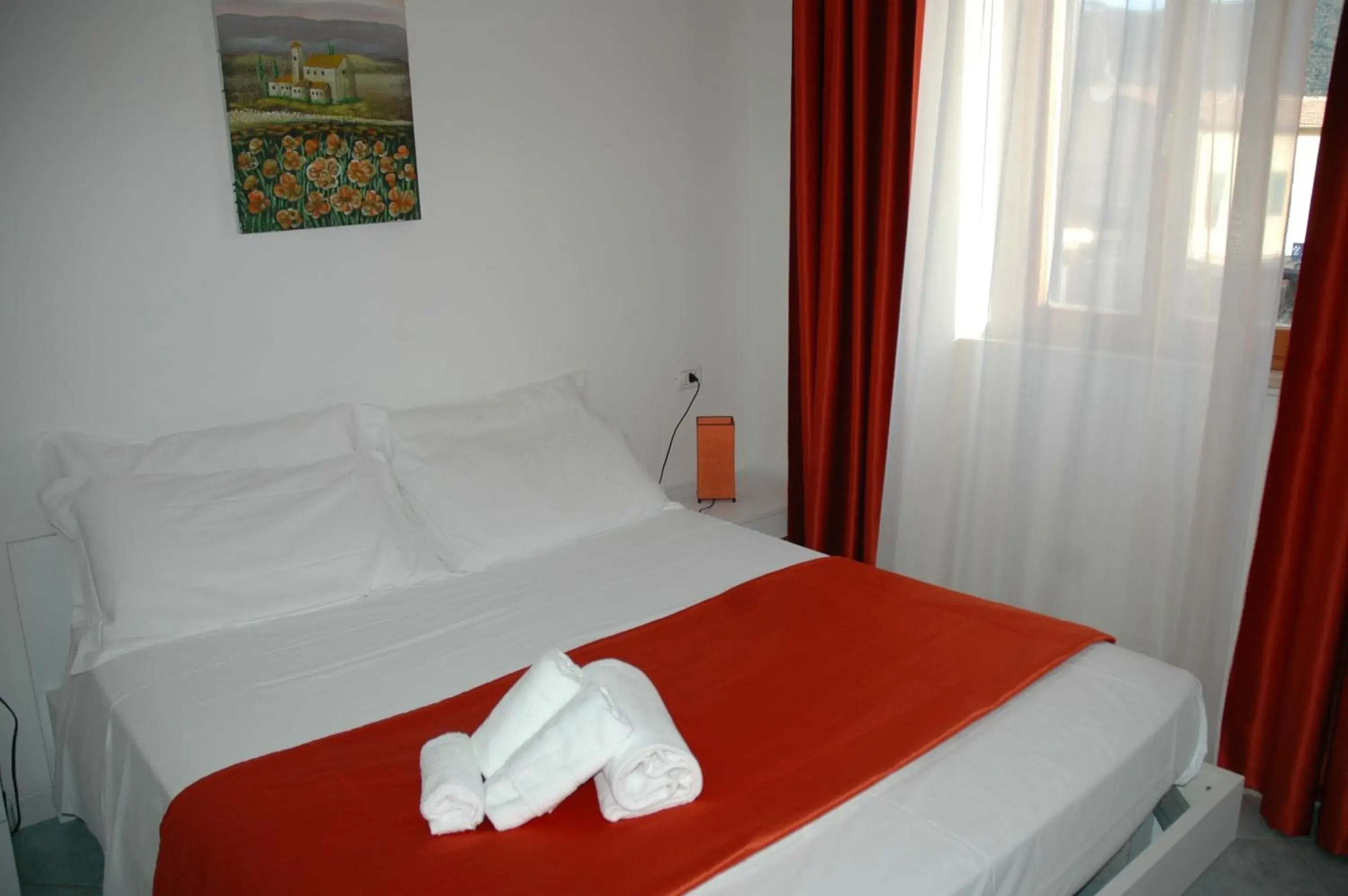 Double Room in Albergo Dei 10 Colori Double Room in Albergo Dei 10 Colori