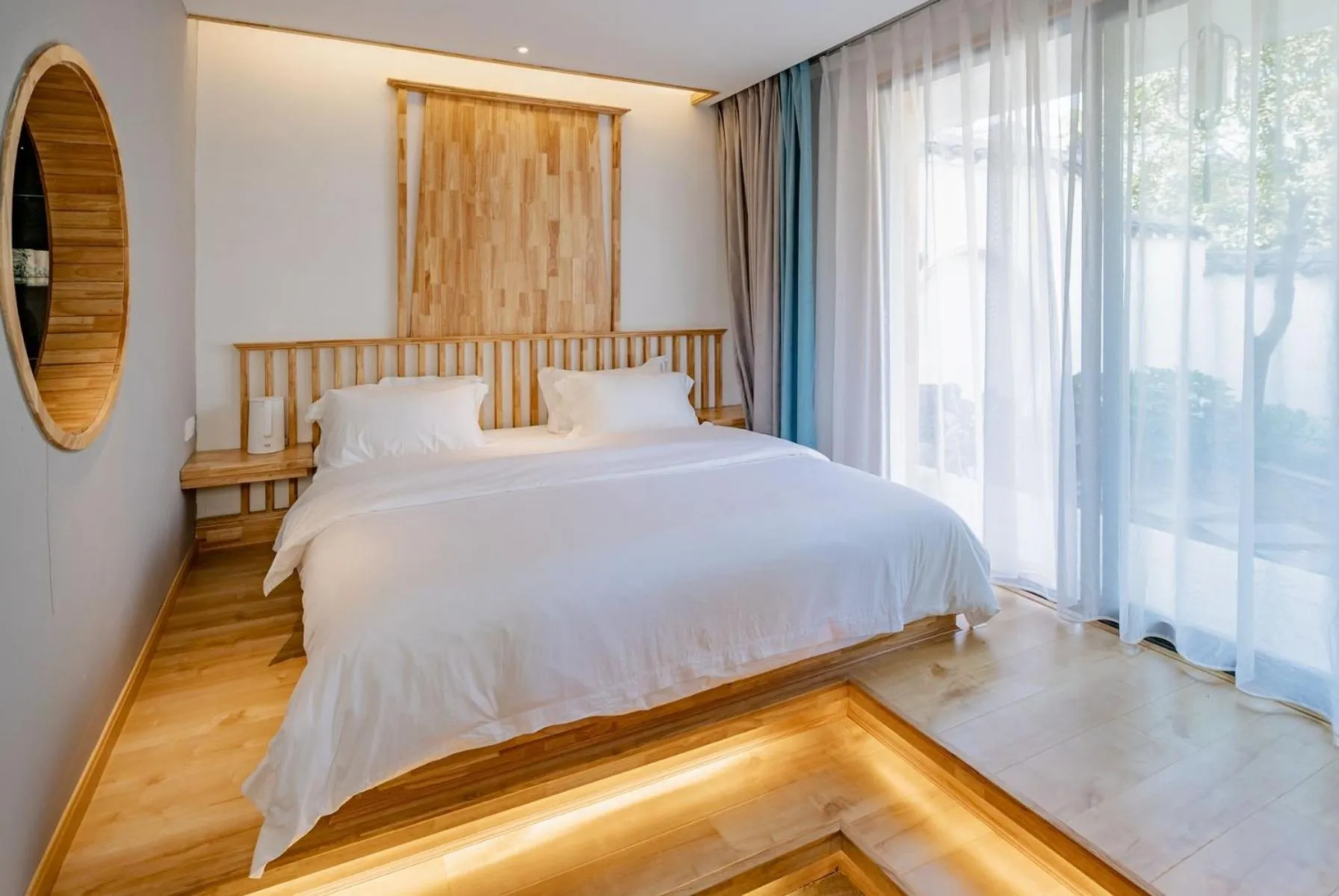 Bed in Zhangjiajie Su Xin Resort Near Tianmen Shan & Hehua airport-Free pick up