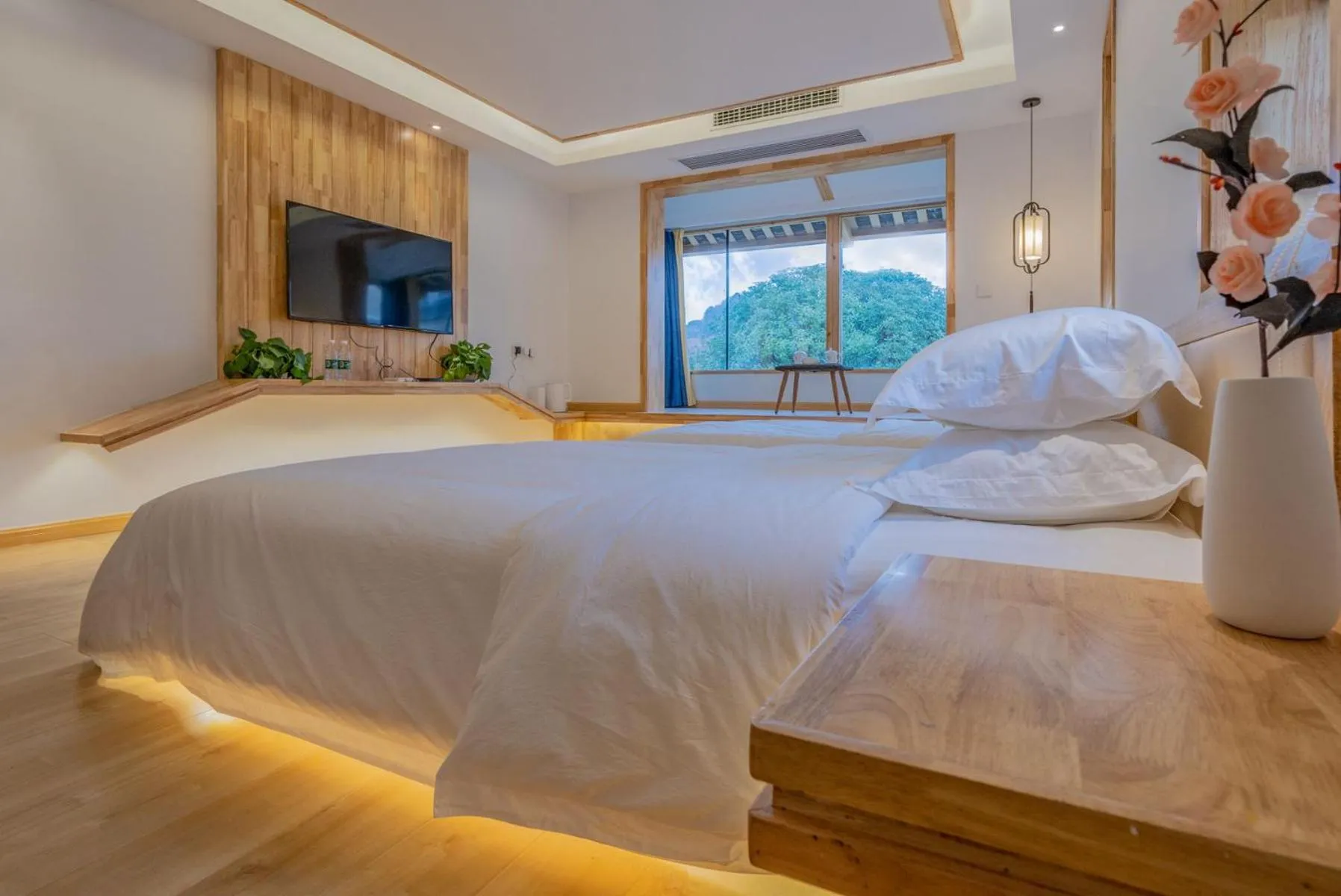 Bed in Zhangjiajie Su Xin Resort Near Tianmen Shan & Hehua airport-Free pick up