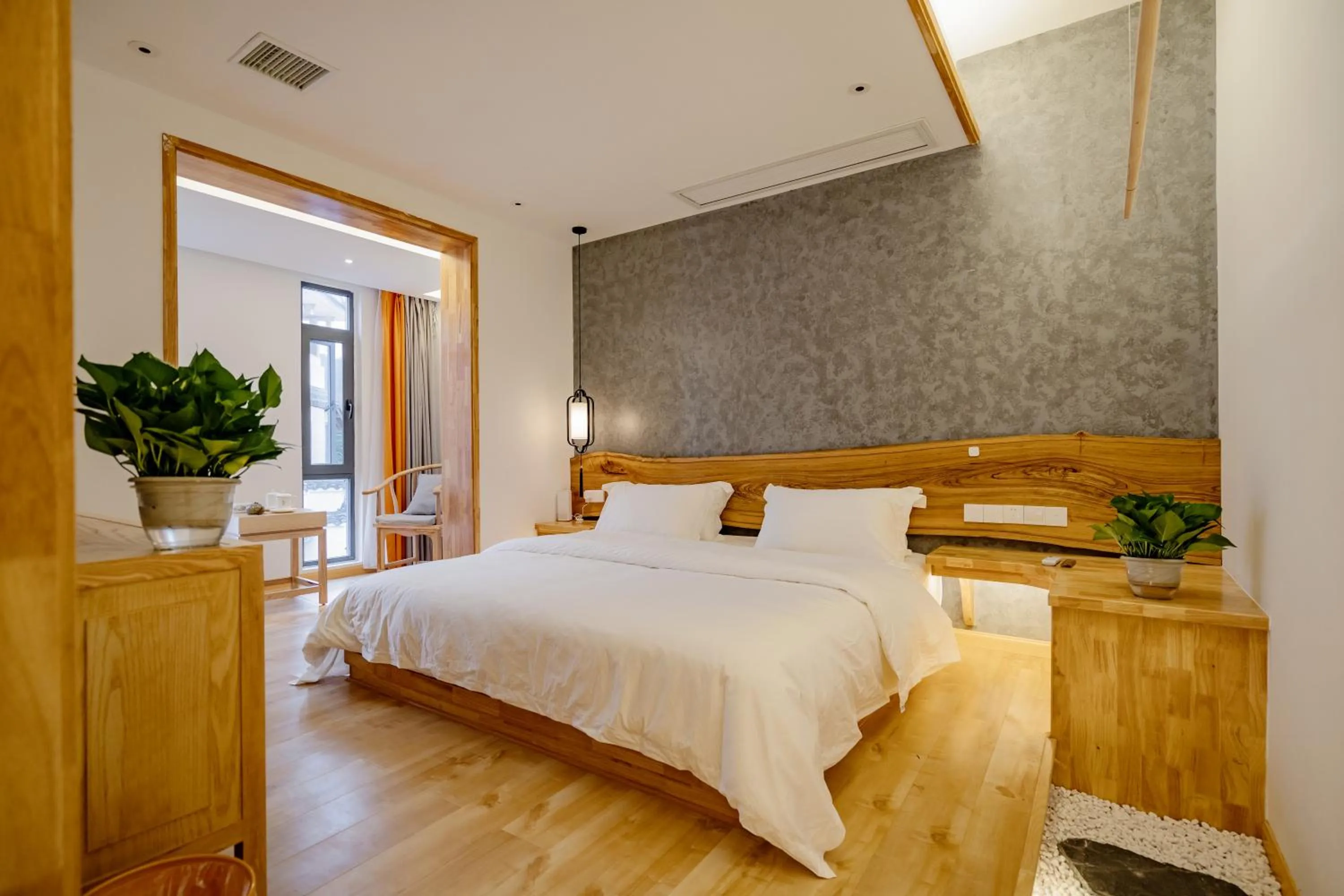 Bed in Zhangjiajie Su Xin Resort Near Tianmen Shan & Hehua airport-Free pick up