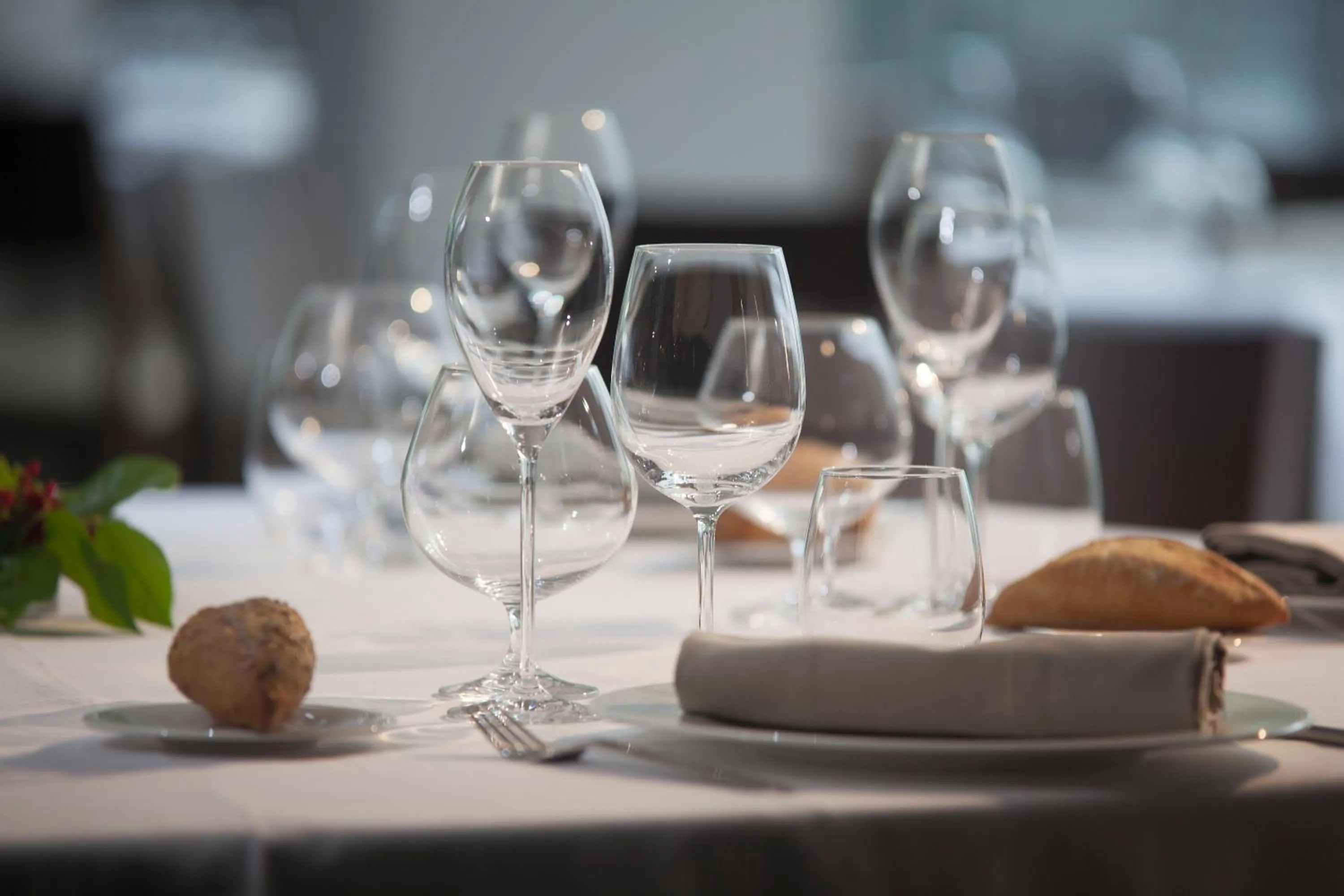 Restaurant/places to eat in Hotel K10