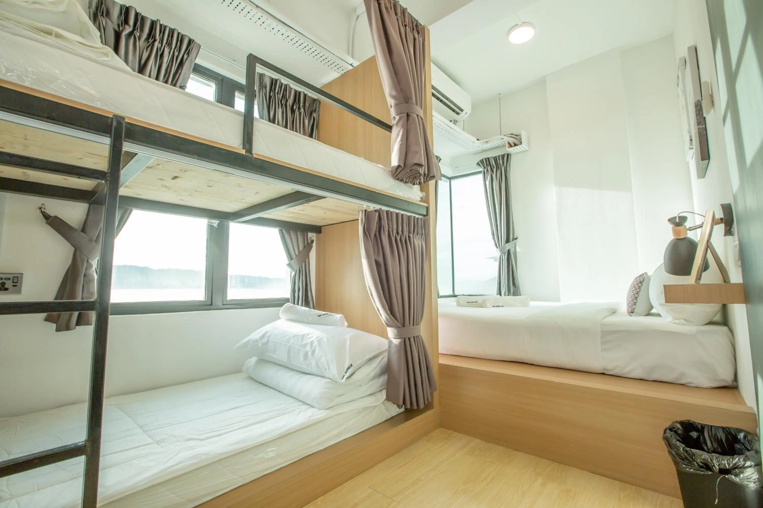 Bed in Homy Seafront Hostel