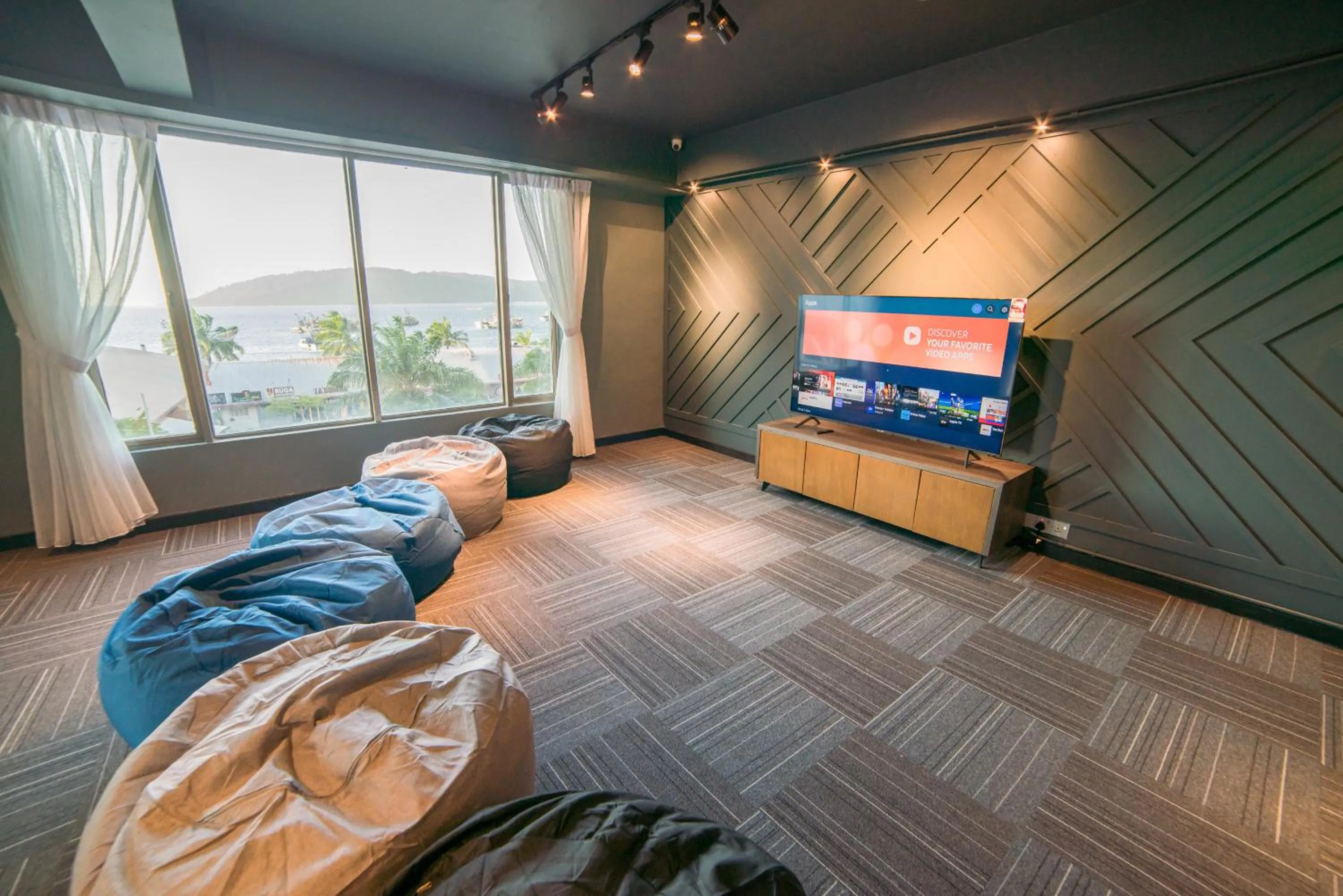 Bed in Homy Seafront Hostel