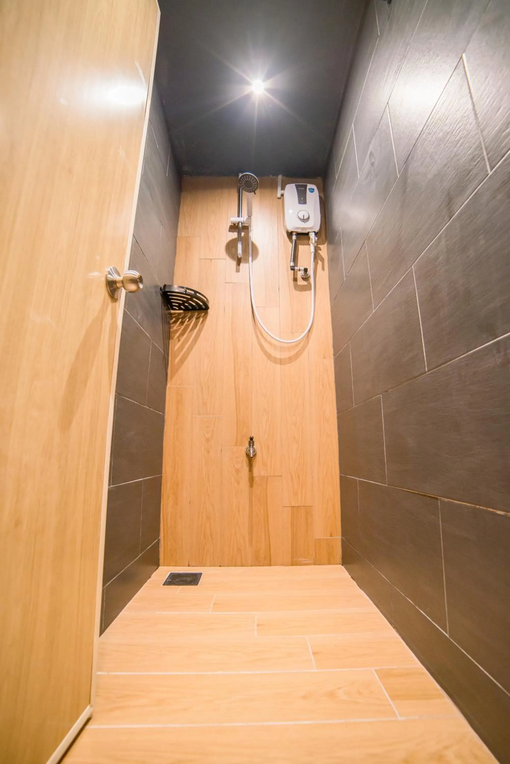 Homy Seafront Hostel