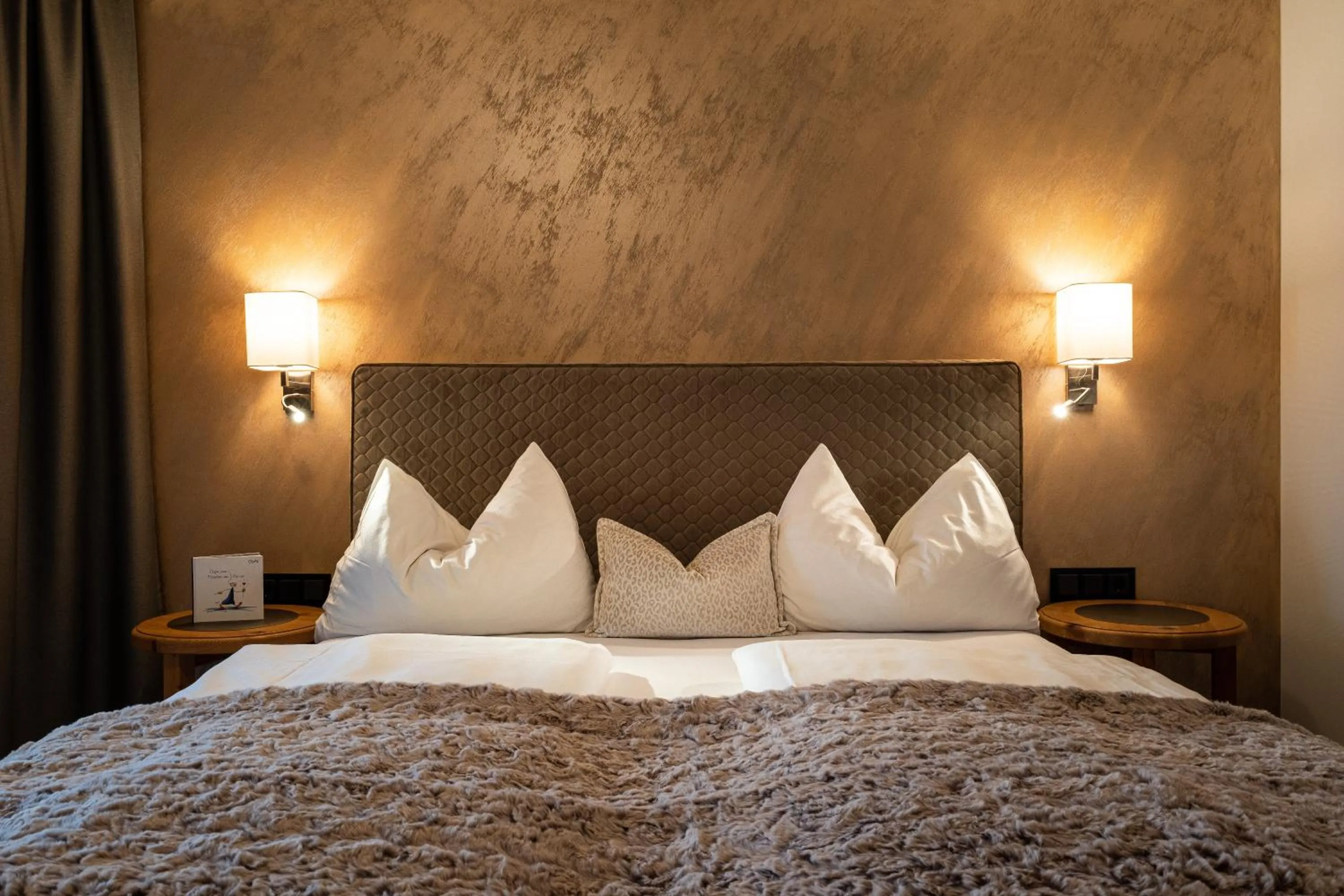 Bed in Hotel Hubertus