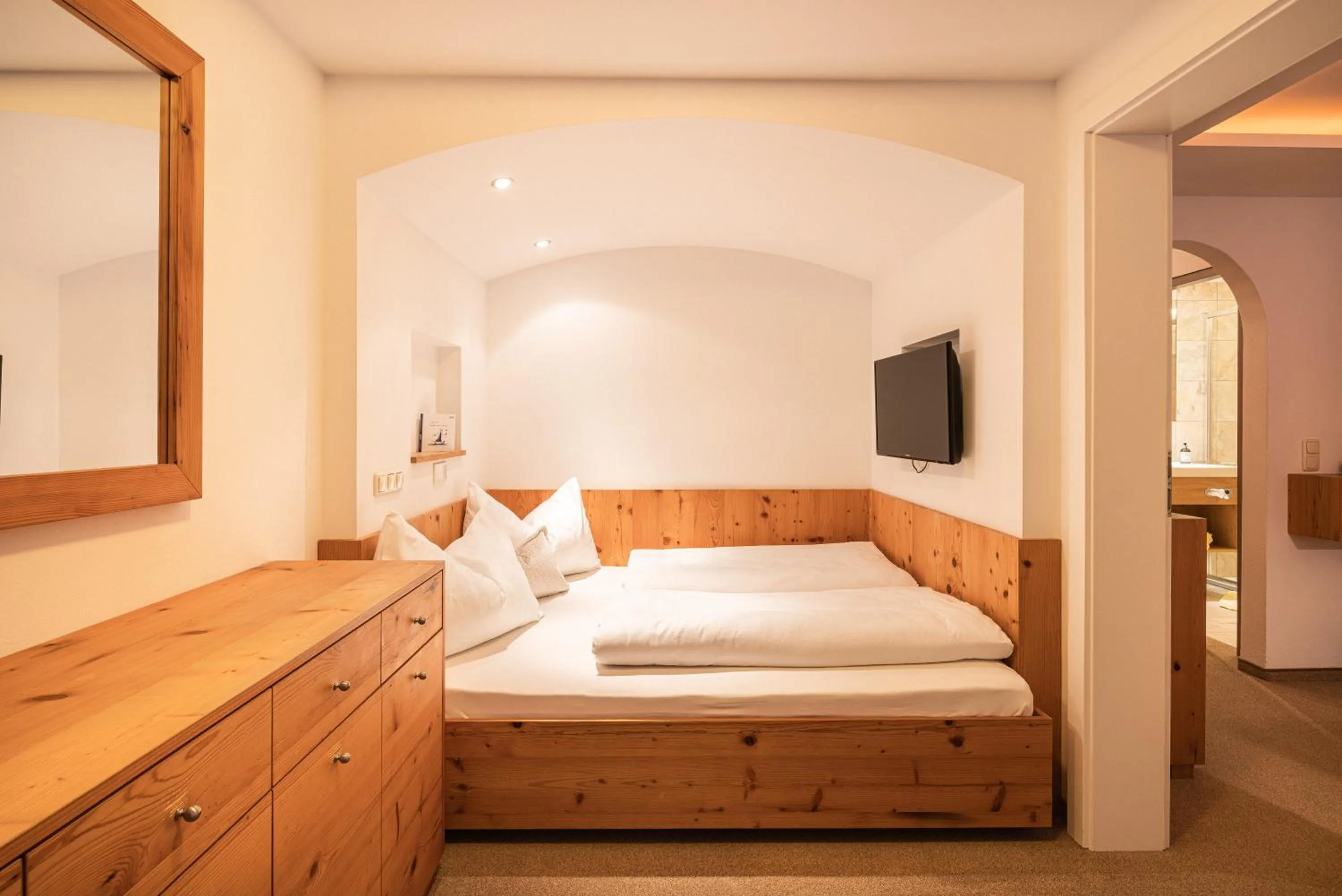 Bed in Hotel Hubertus