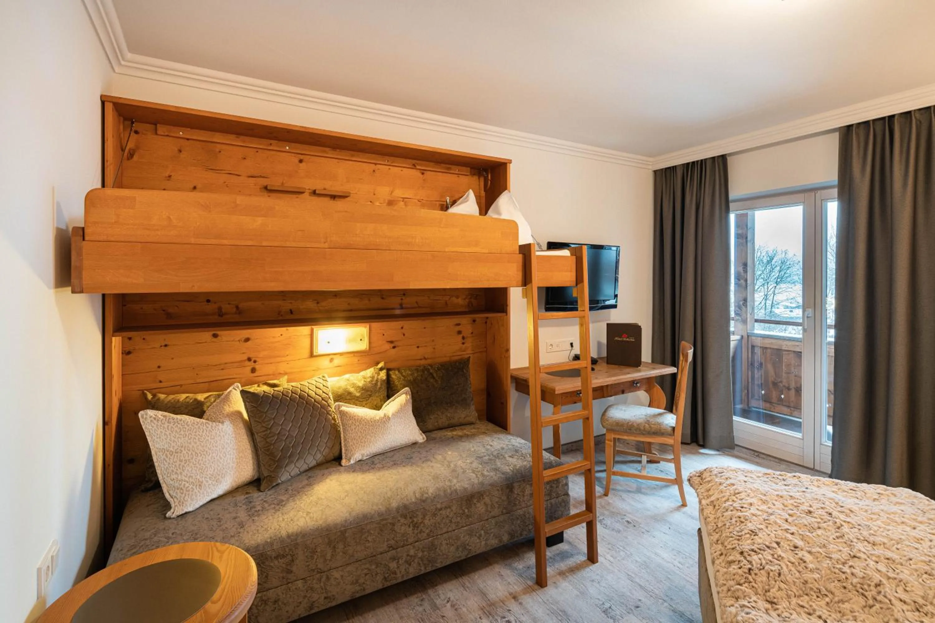 Bed in Hotel Hubertus