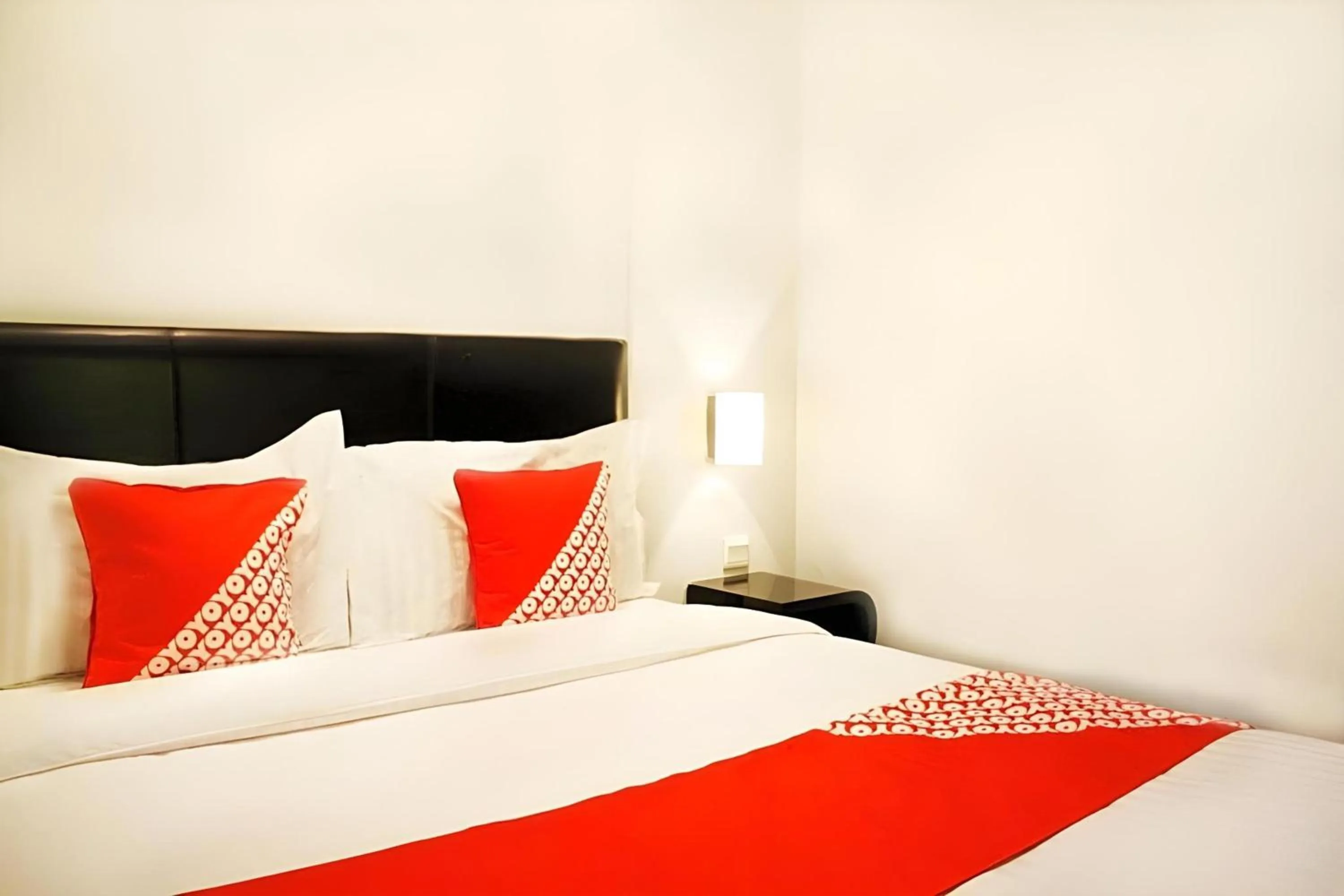 Photo of the whole room in Collection O Manggis Inn