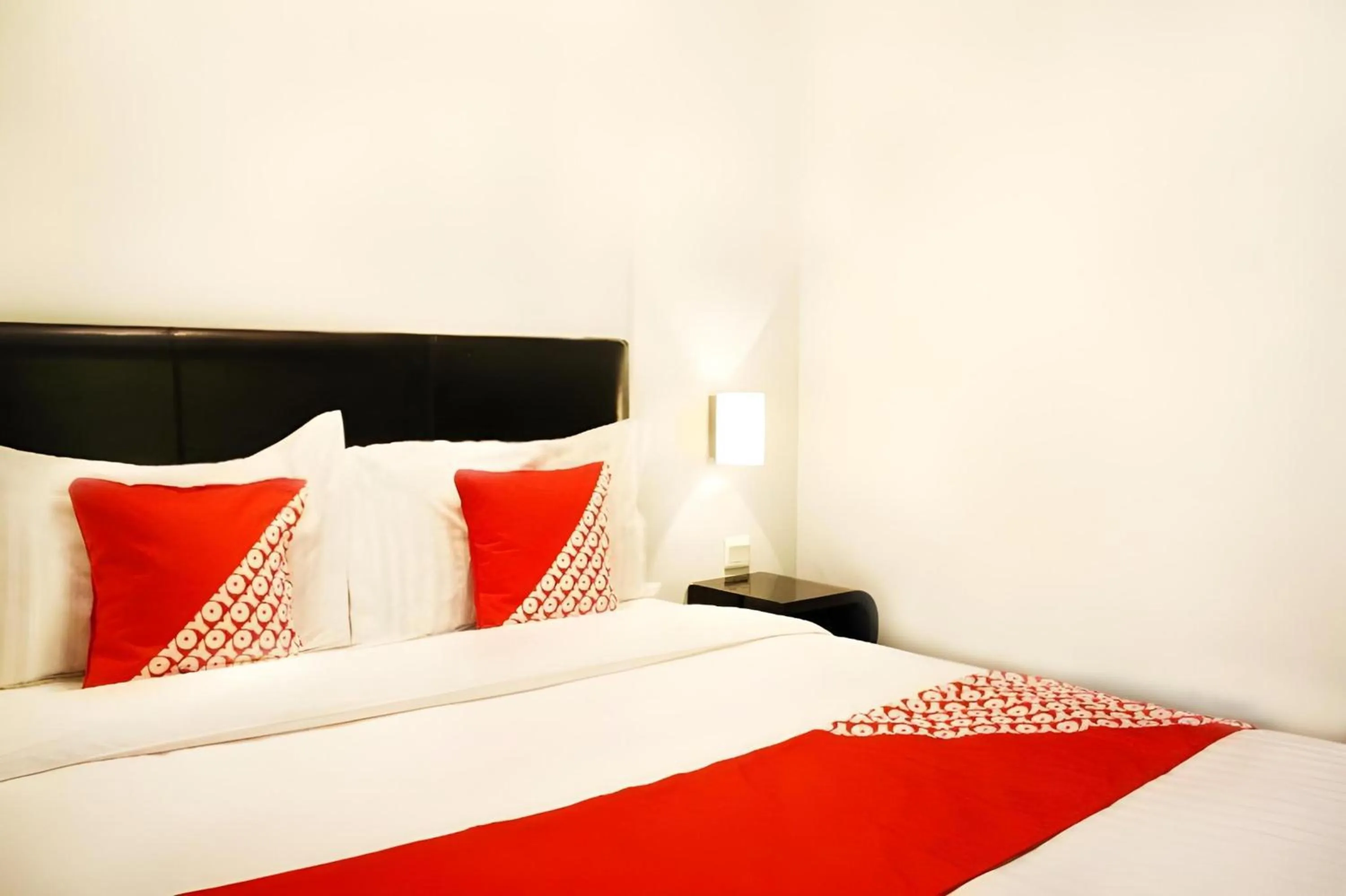 Photo of the whole room in Collection O Manggis Inn