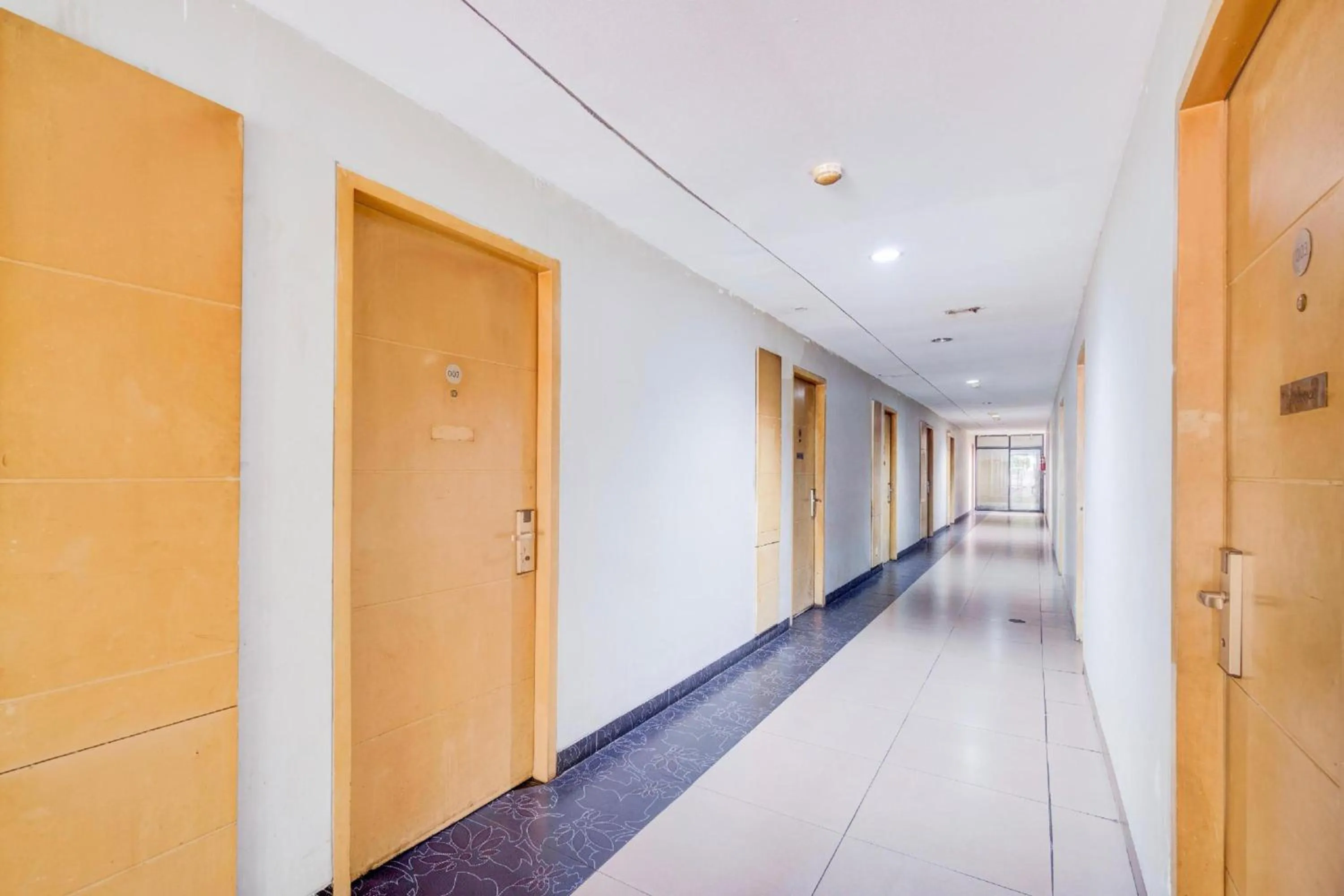 Lobby or reception in Collection O Manggis Inn