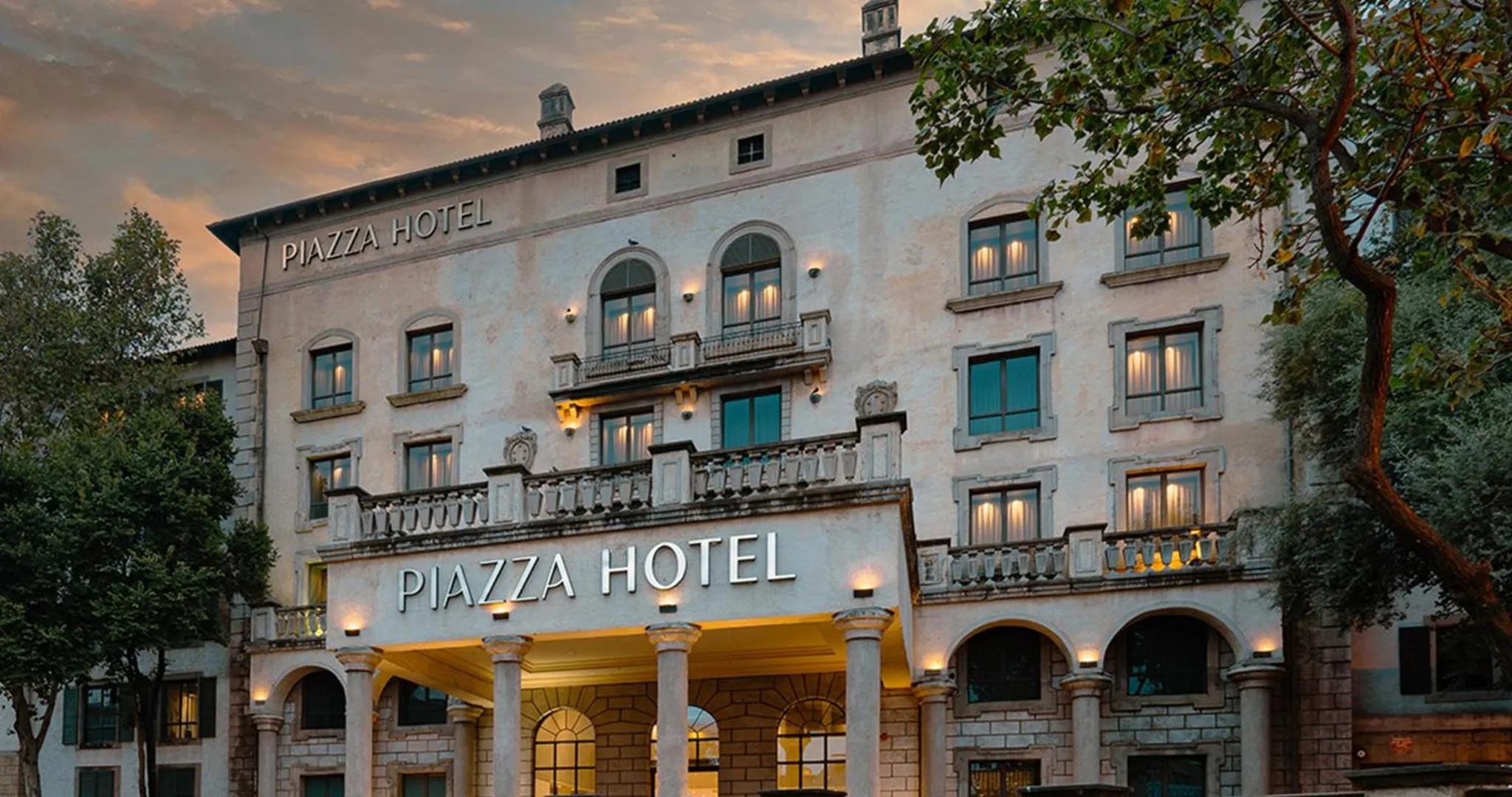 Property building in Piazza Hotel Montecasino