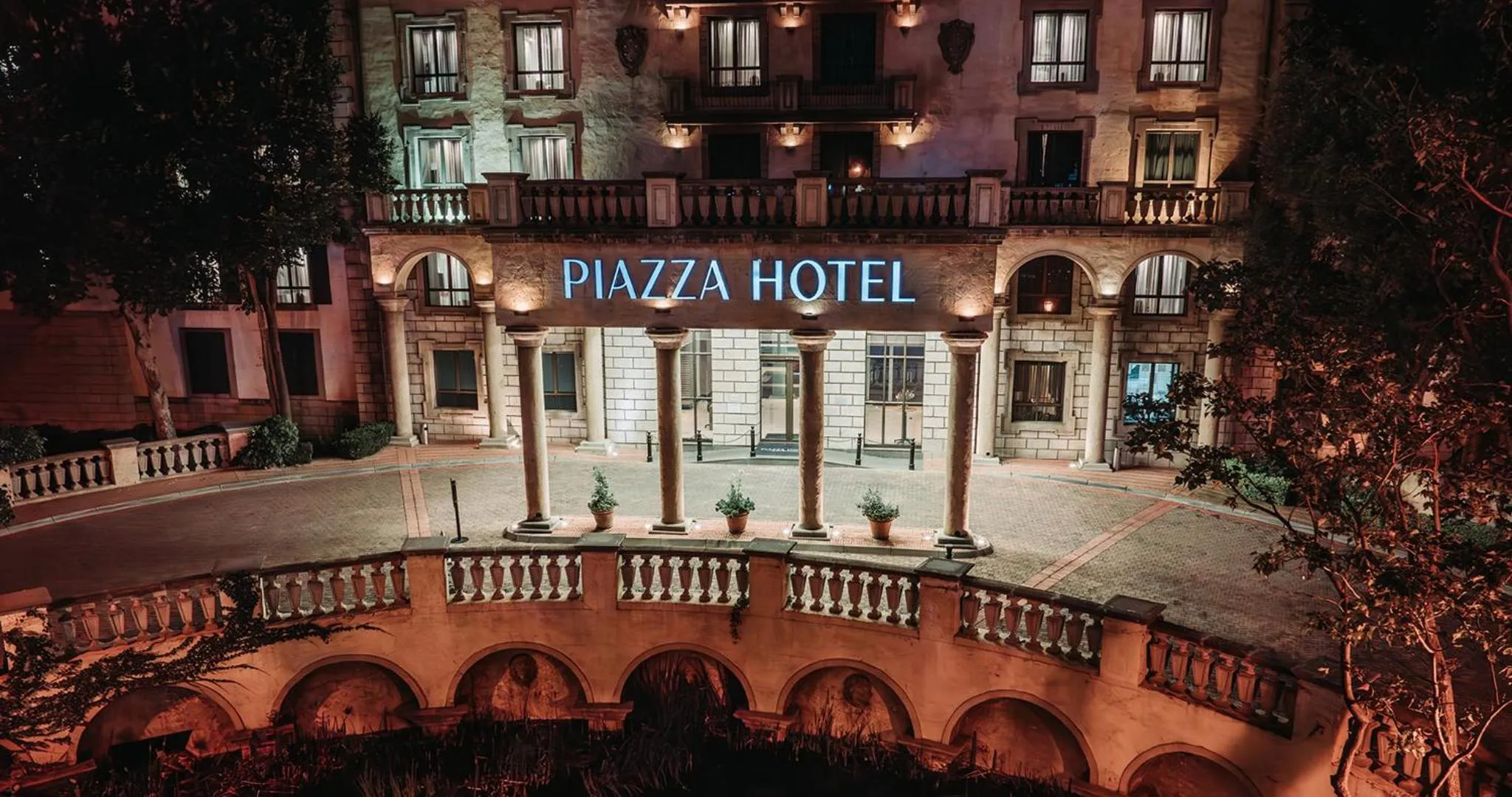 Property building in Piazza Hotel Montecasino