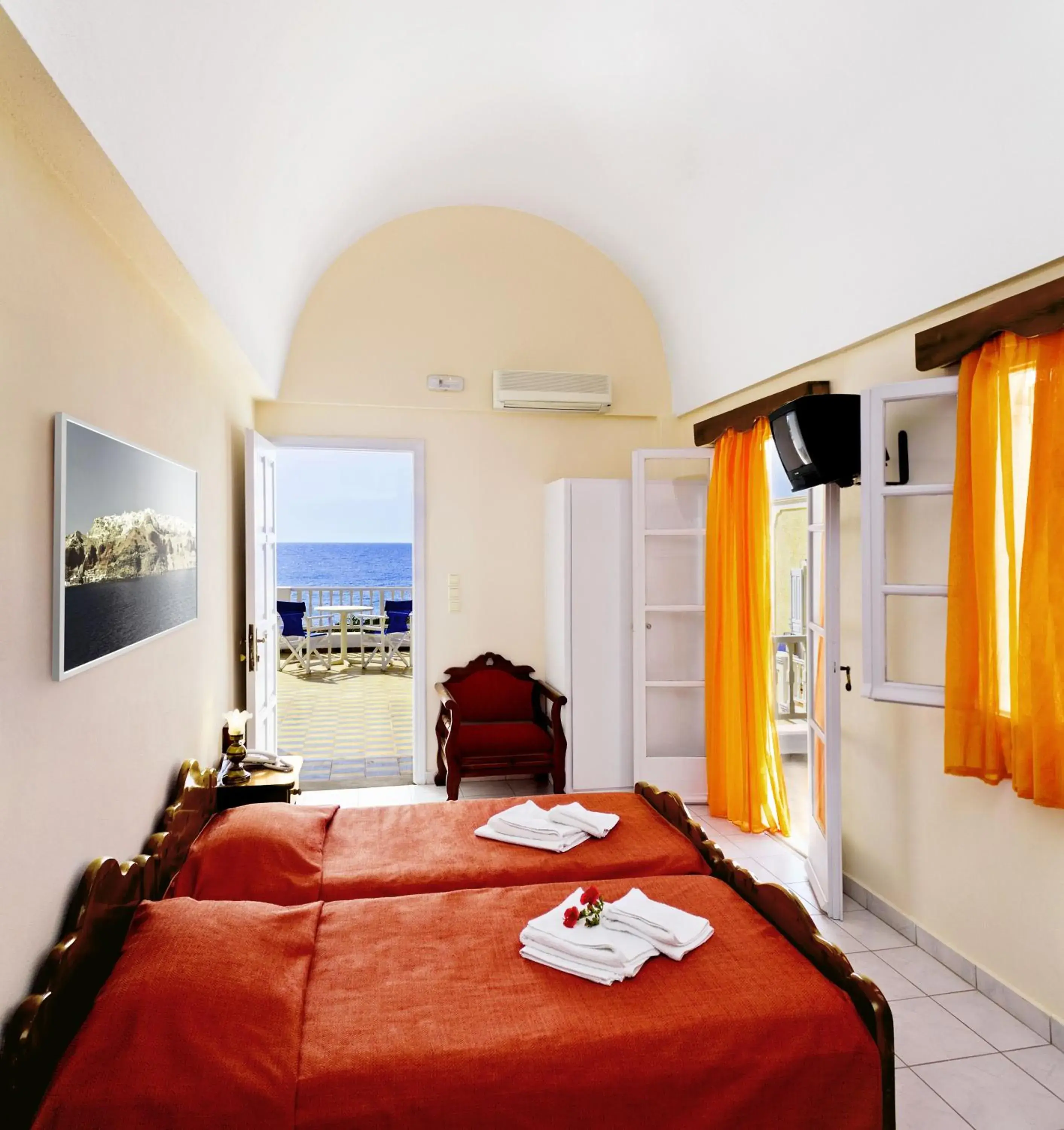 Apartment (2 Adults) in Dolphins Apartments Apartment (2 Adults) in Dolphins Apartments