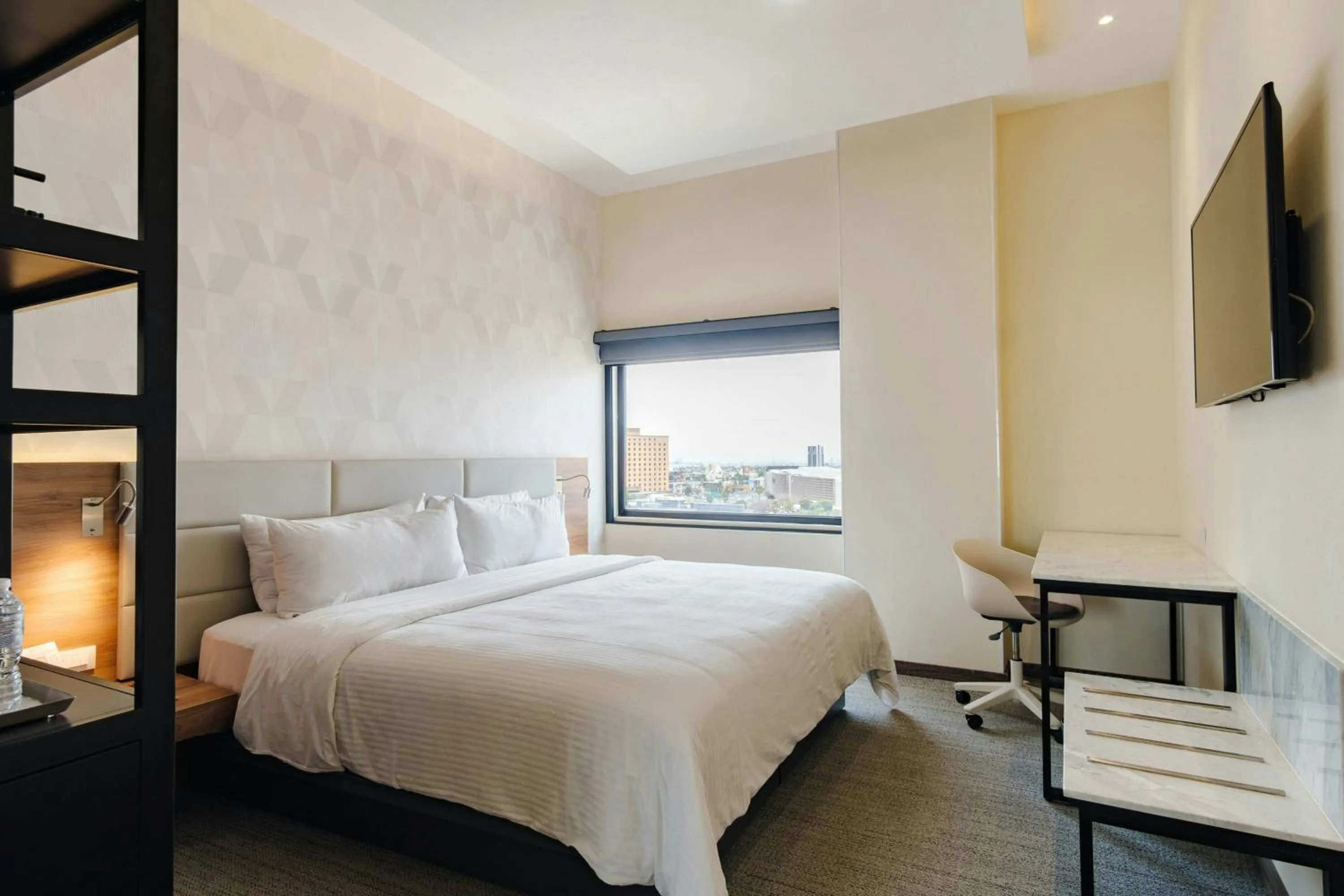 Photo of the whole room, Bed in SJ Grand Hotel