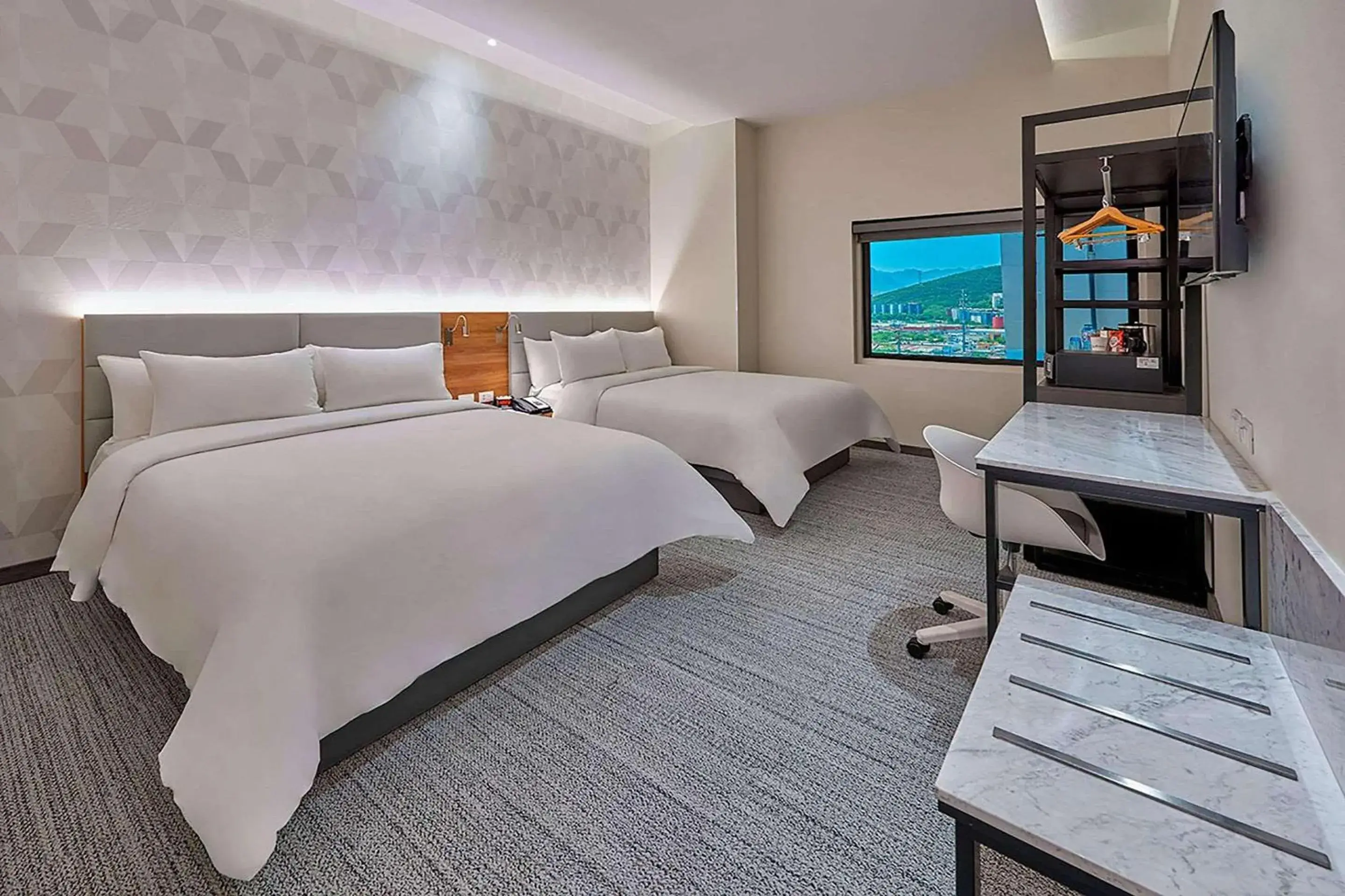 Bedroom, Bed in Radisson Hotel Monterrey San Jeronimo Bedroom, Bed in Radisson Hotel Monterrey San Jeronimo