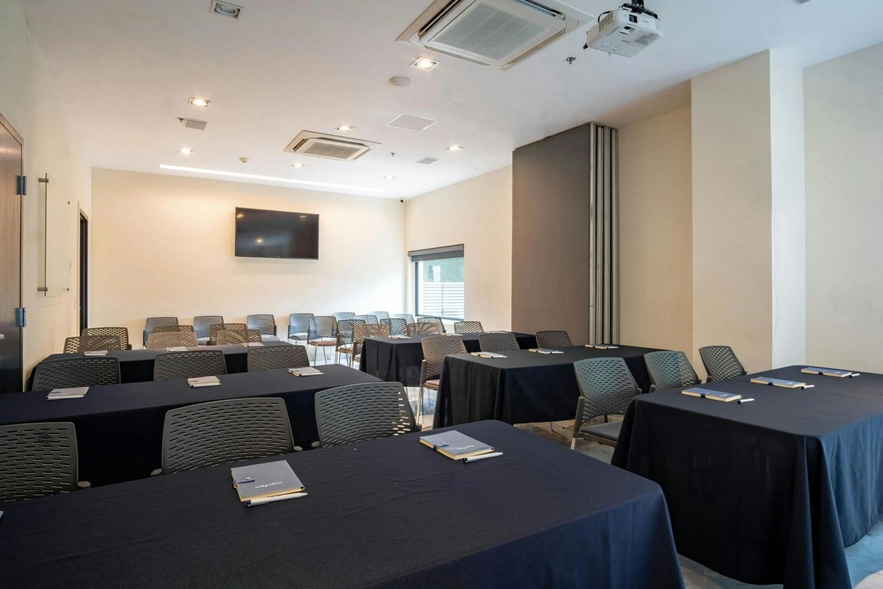 Meeting/conference room in SJ Grand Hotel