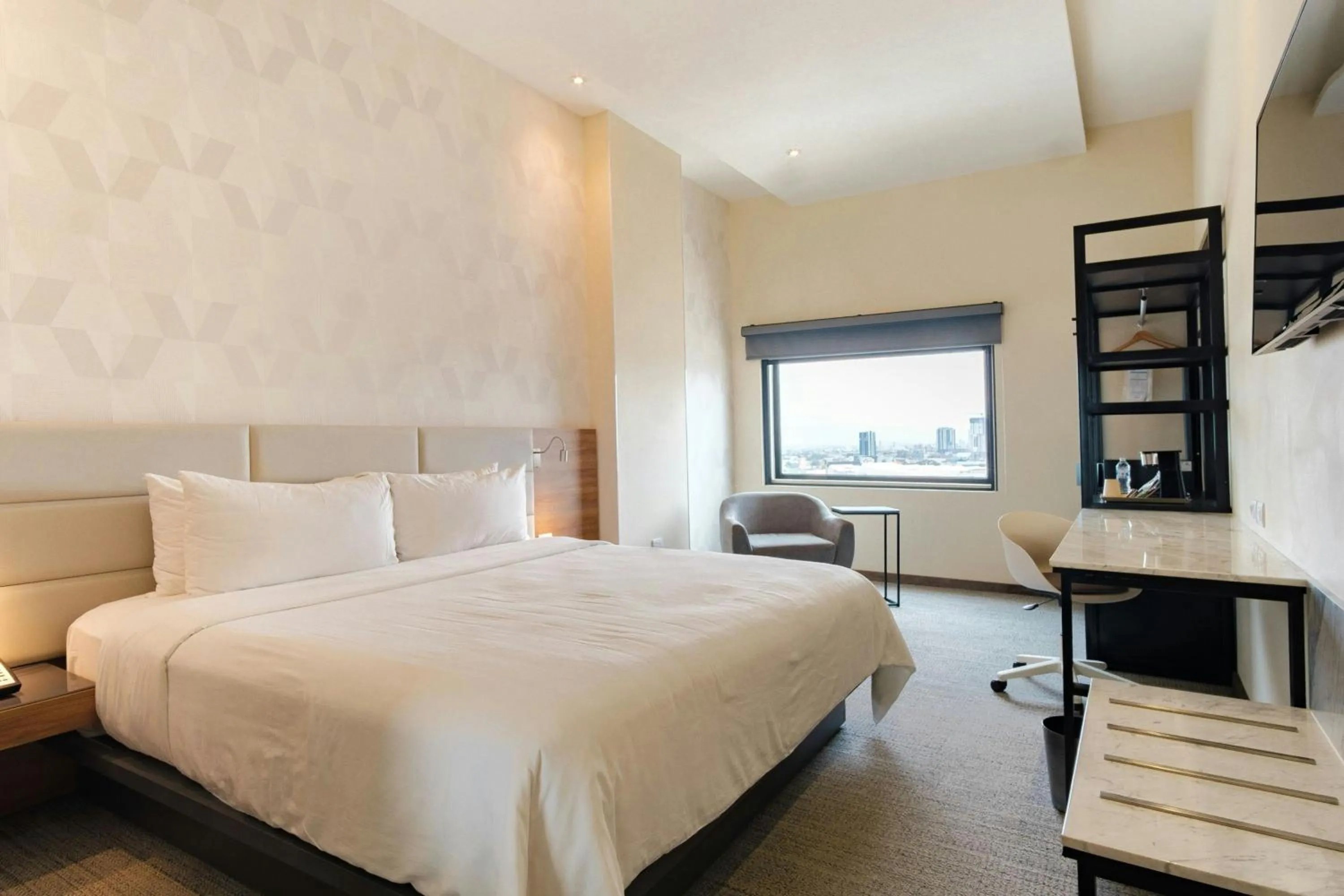 Photo of the whole room, Bed in SJ Grand Hotel