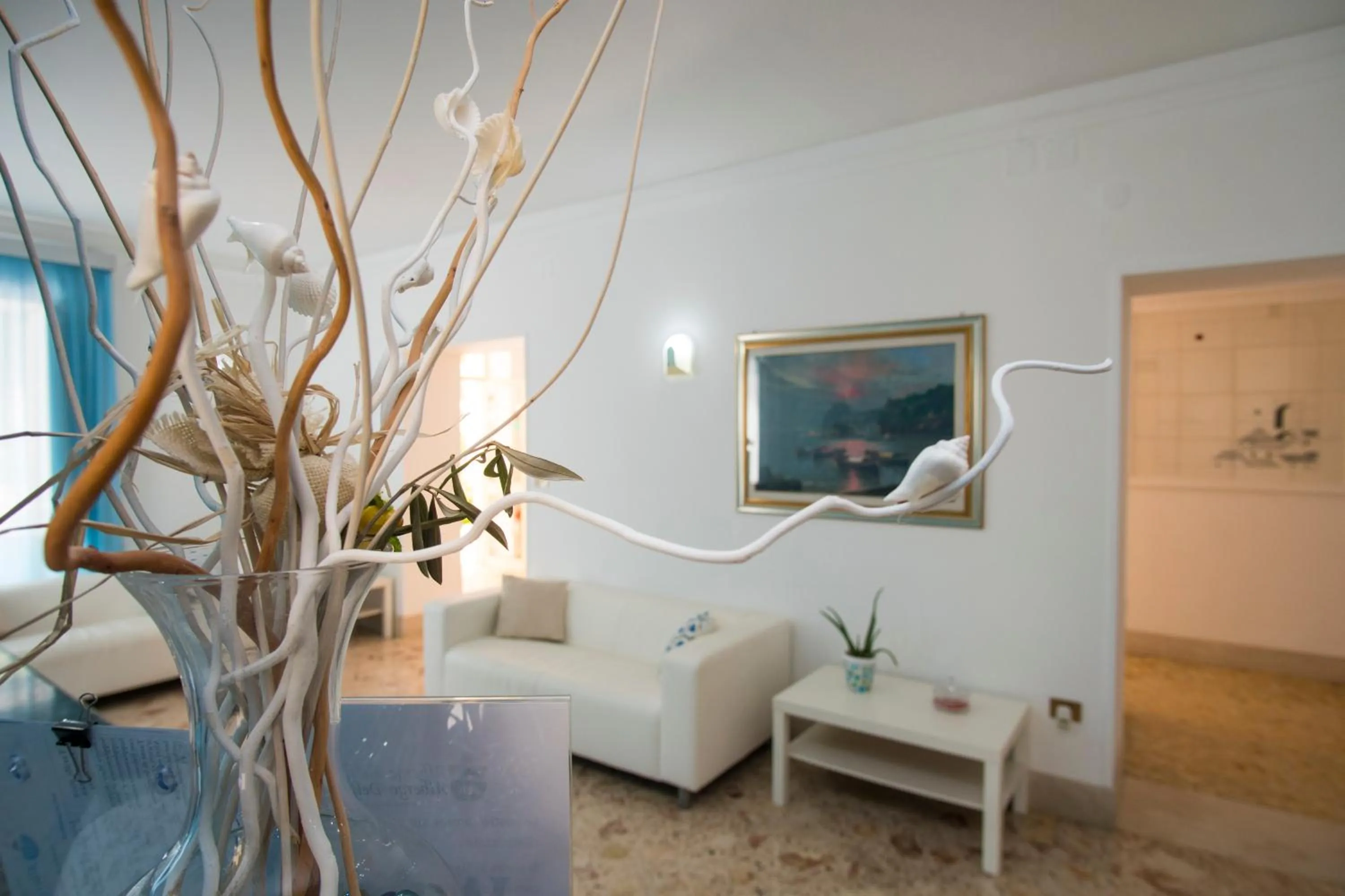 Seating area in Delfino