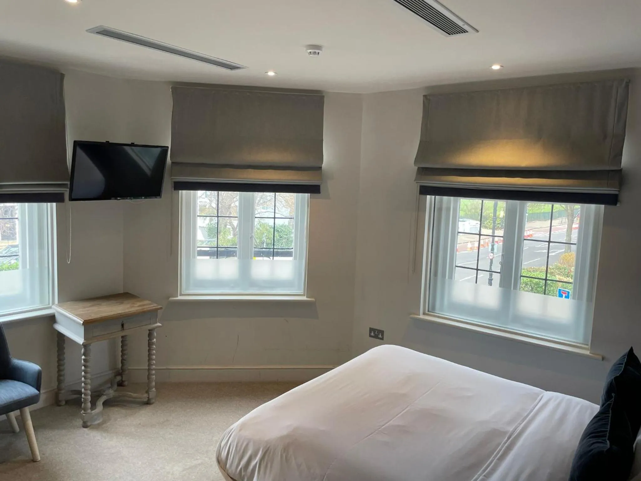 Bedroom, Bed in The Bridge Pub & Rooms