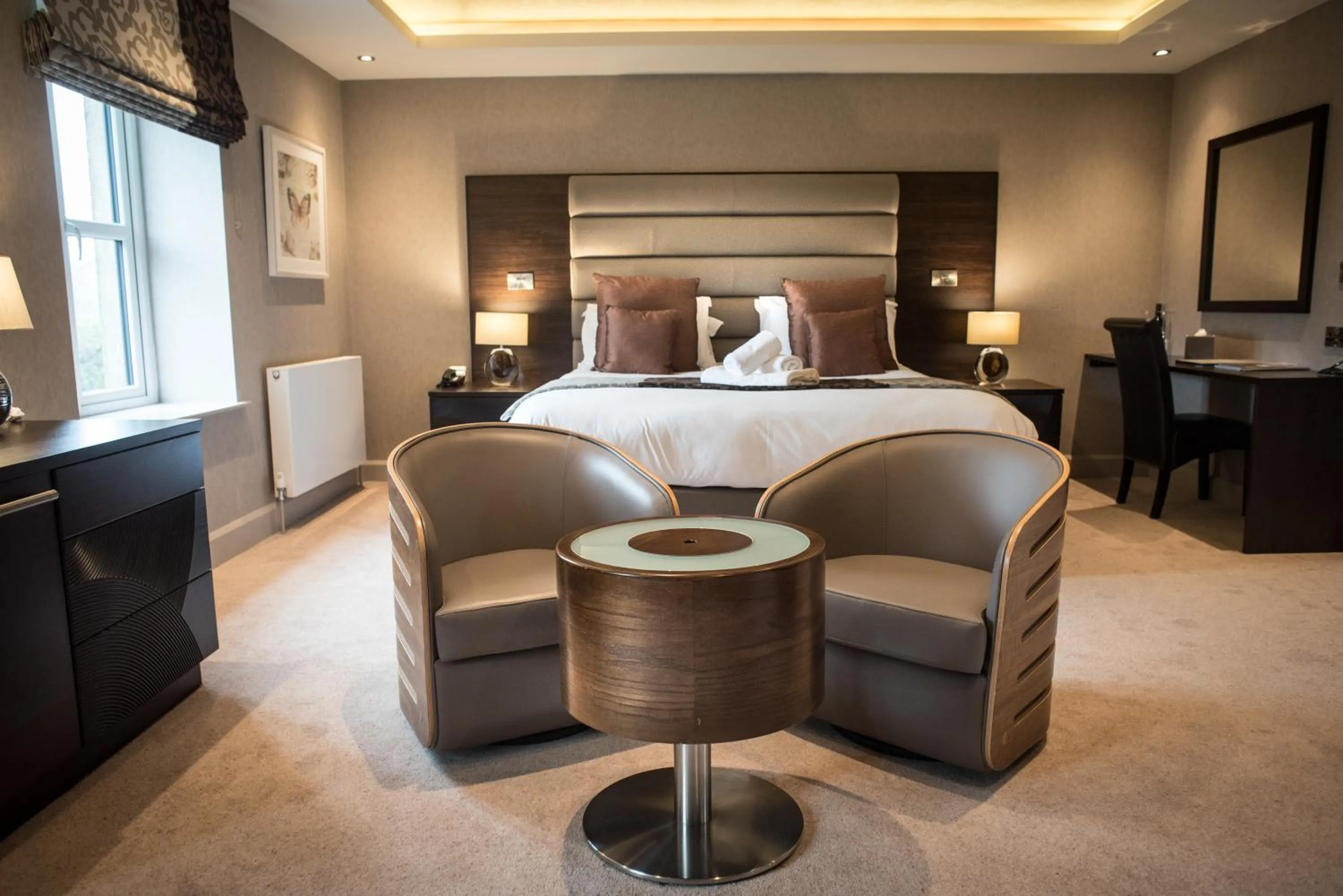 Photo of the whole room, Bed in Crow Wood Hotel & Spa Resort