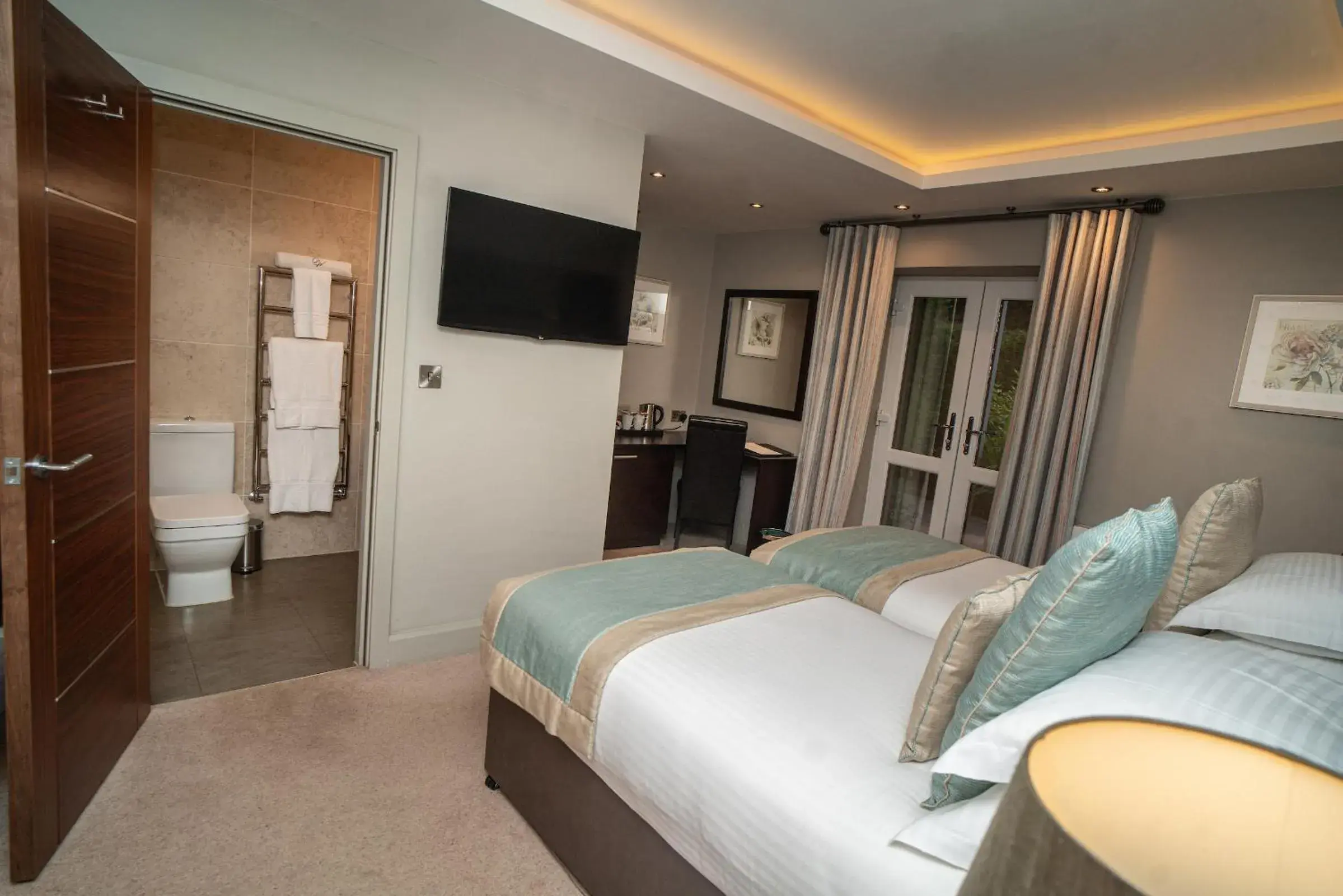 Farm House-Double or Twin - Annex in Crow Wood Hotel & Spa Resort Farm House-Double or Twin - Annex in Crow Wood Hotel & Spa Resort