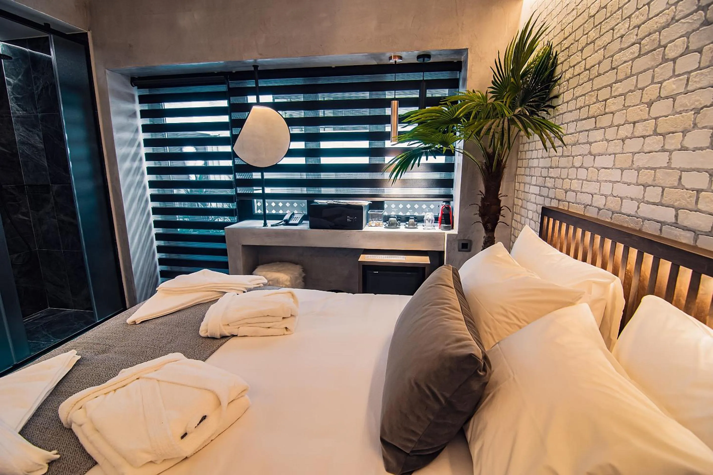 Bedroom, Bed in Project 3 Urban Chic Hotel