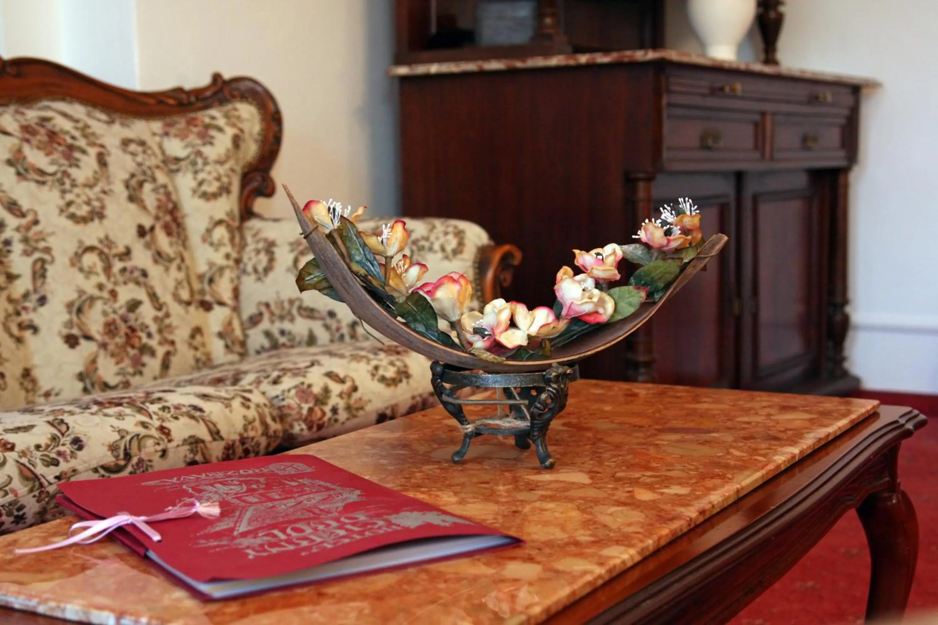 Decorative detail in Hotel Čierny Orol