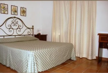 Bed in Albergo Belvedere