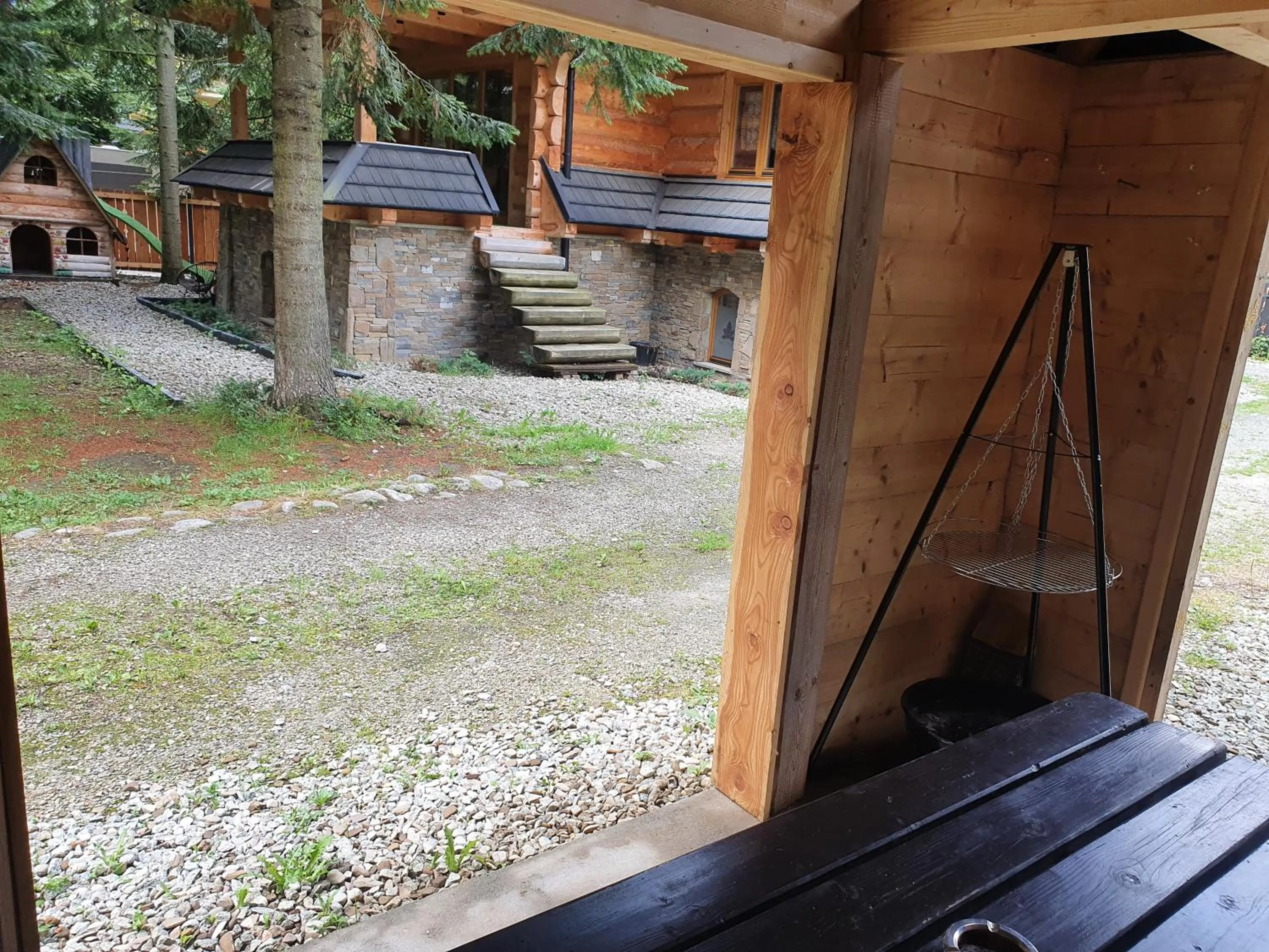 BBQ facilities in ZAKOPIANA