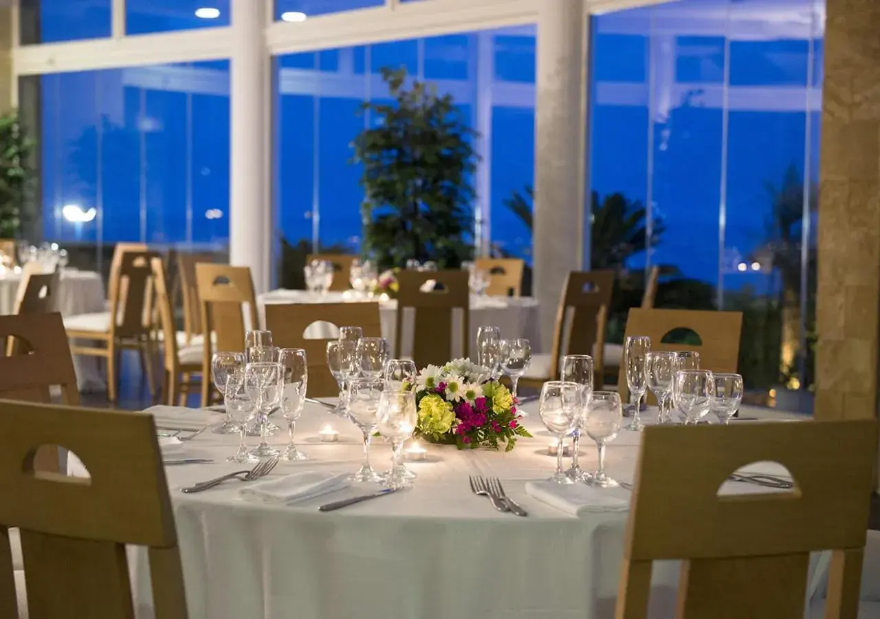 Restaurant/places to eat in Corvino Resort Restaurant/places to eat in Corvino Resort