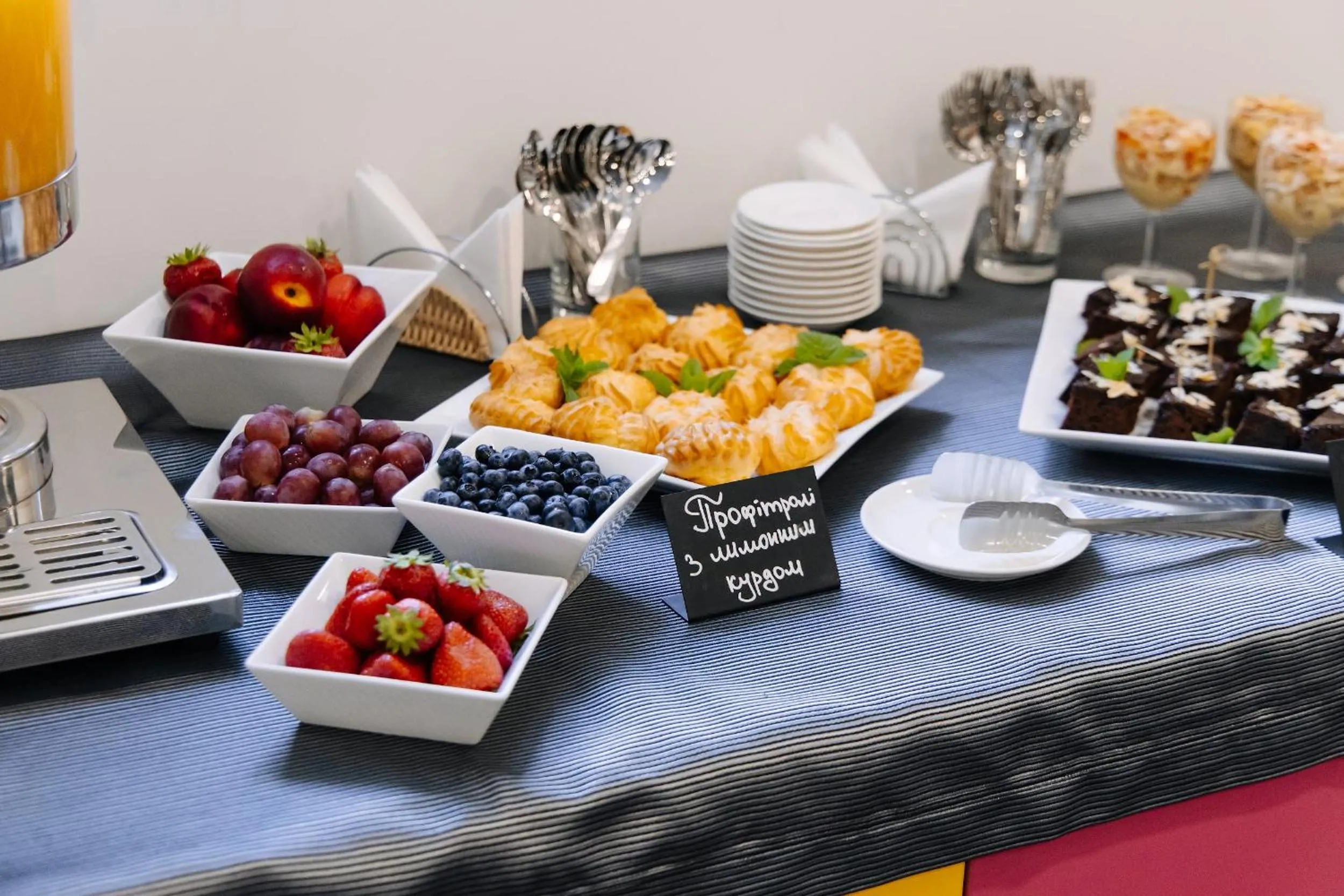 Food close-up in Amarant Stay by CHM