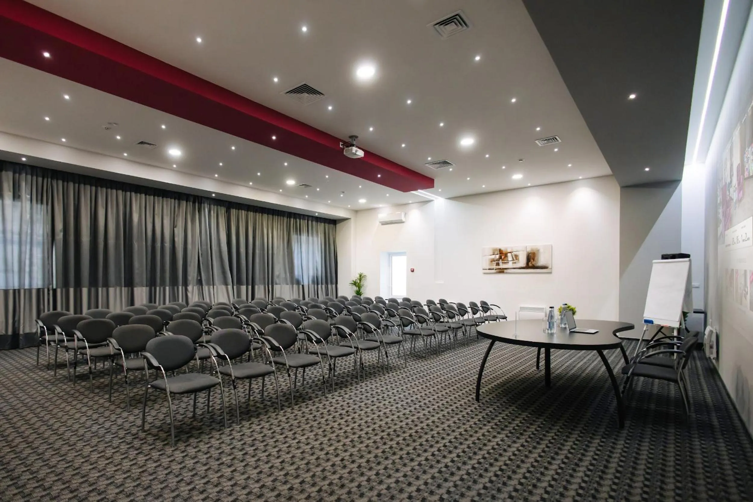 Meeting/conference room in Amarant Stay by CHM