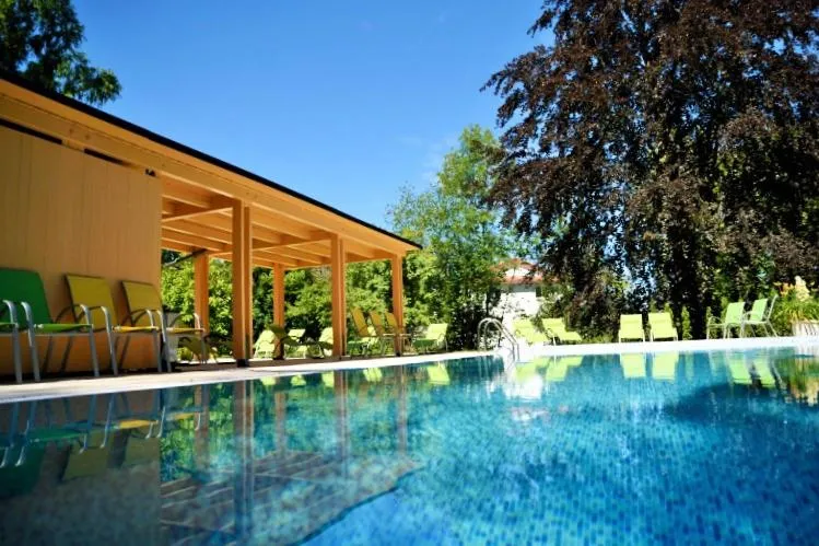 Swimming pool in Park Hotel & Spa Katharina