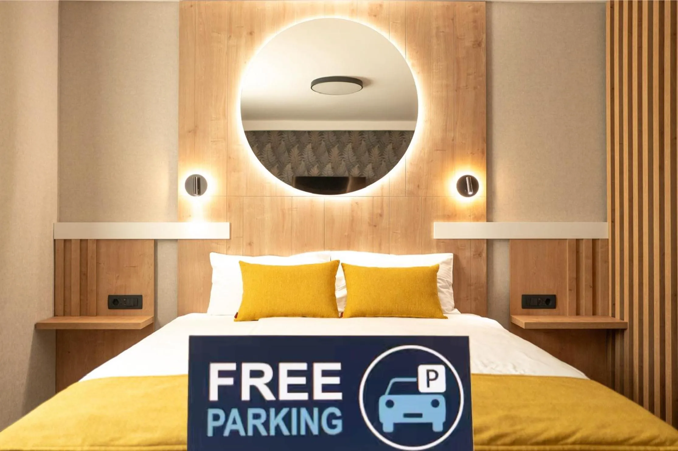 Photo of the whole room, Bed in Hotel MANTOVA Vrhnika