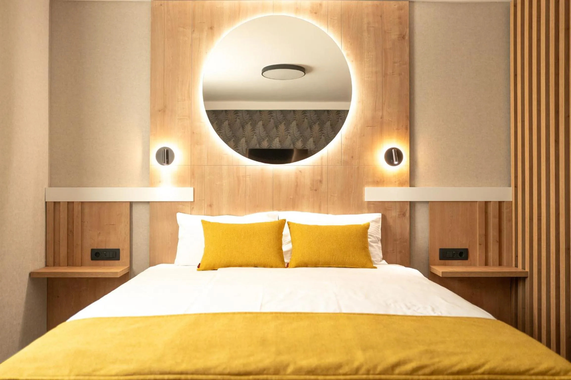 Bed in Hotel MANTOVA Vrhnika