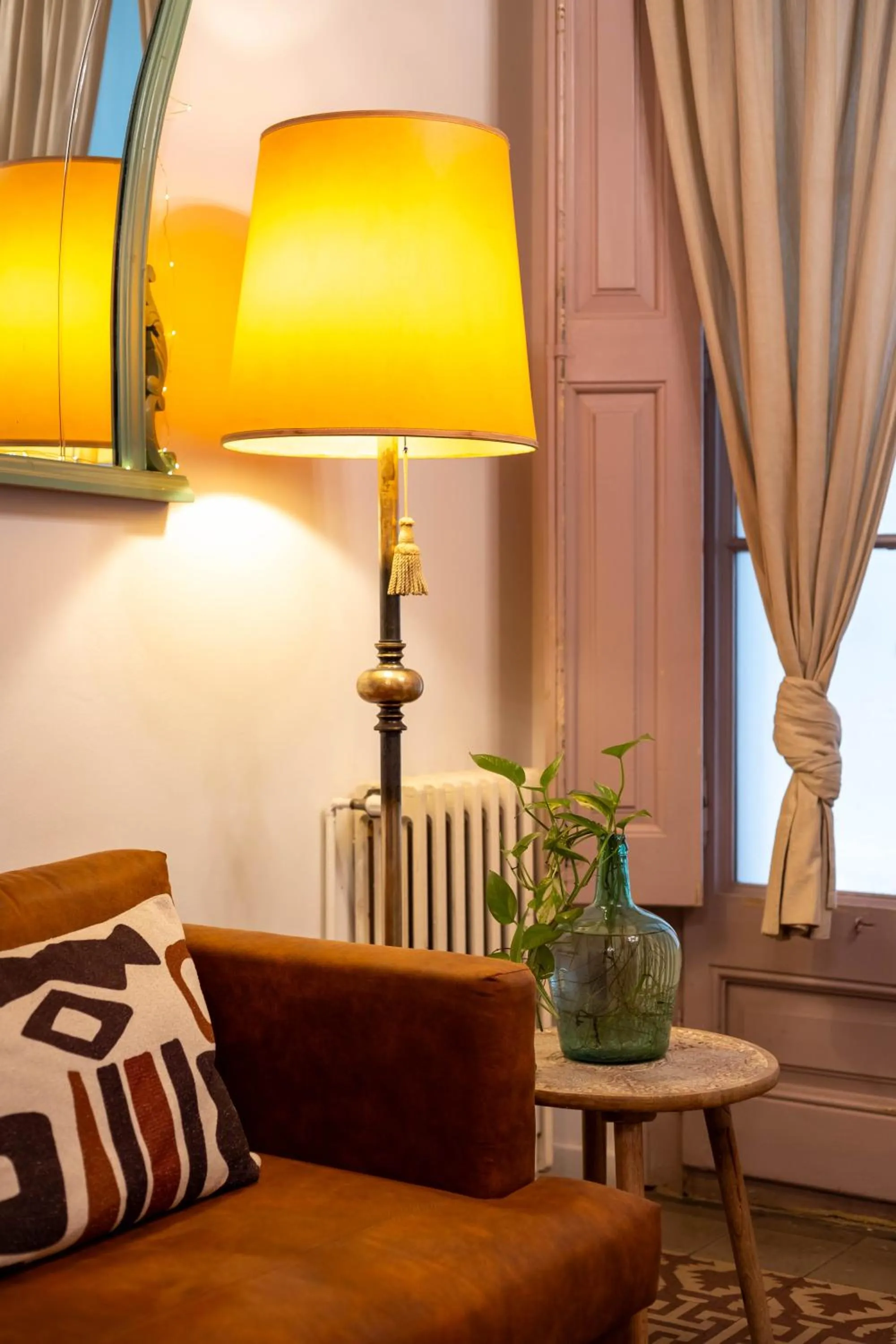 Living room in Primavera Hostel