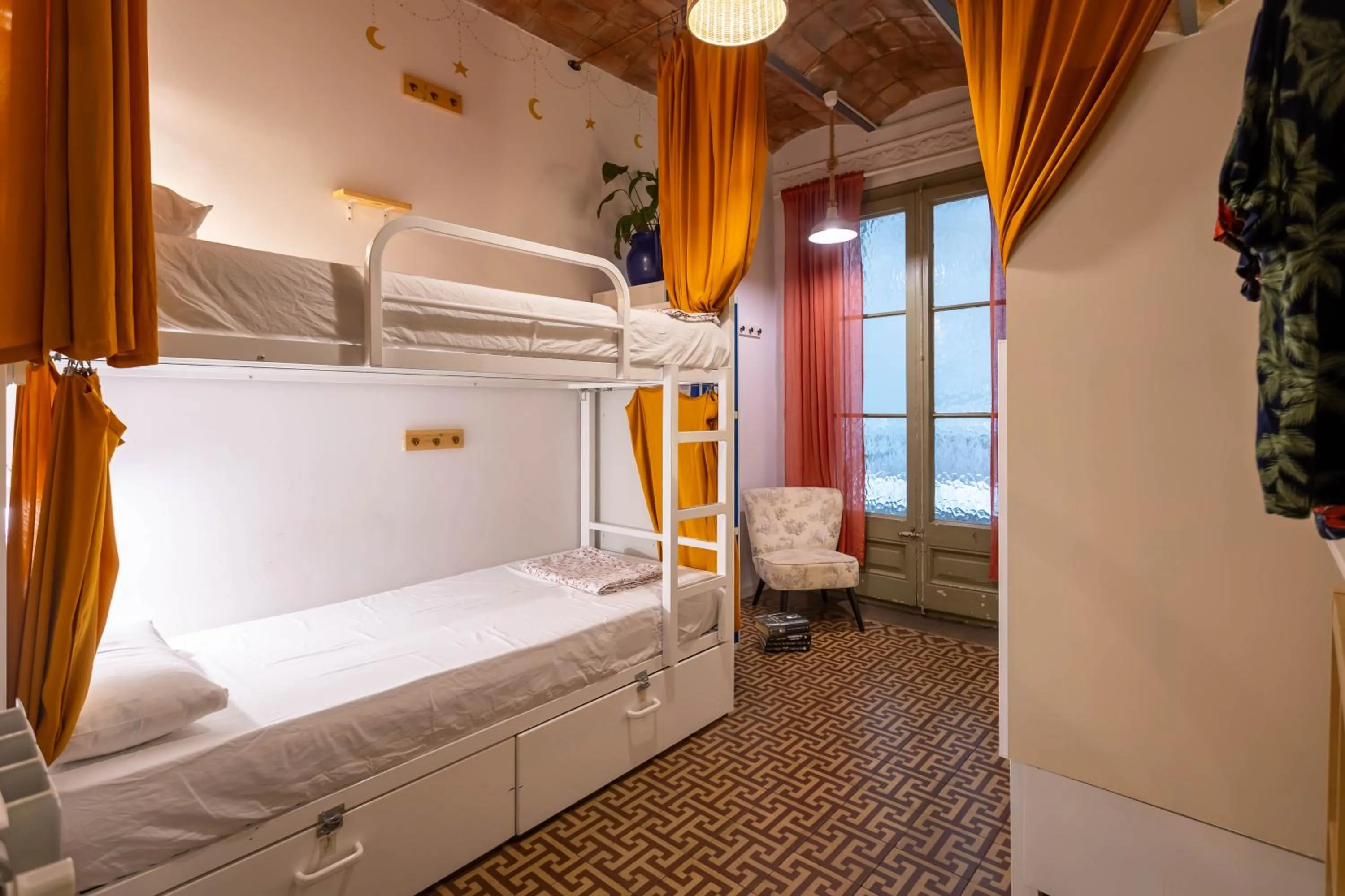 Bed in Primavera Hostel