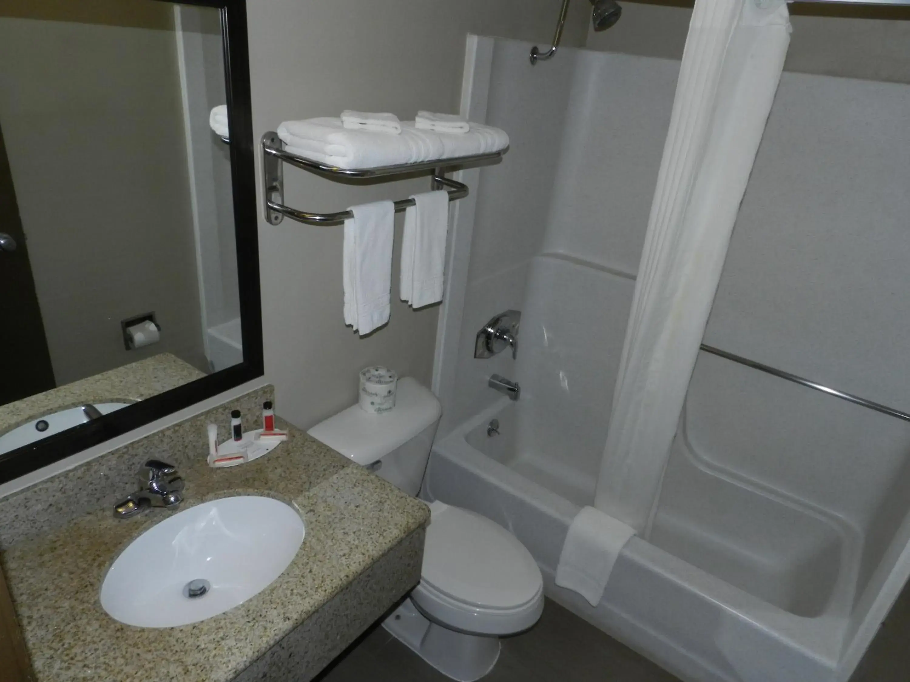 Shower, Bathroom in Super 8 by Wyndham Fremont NE