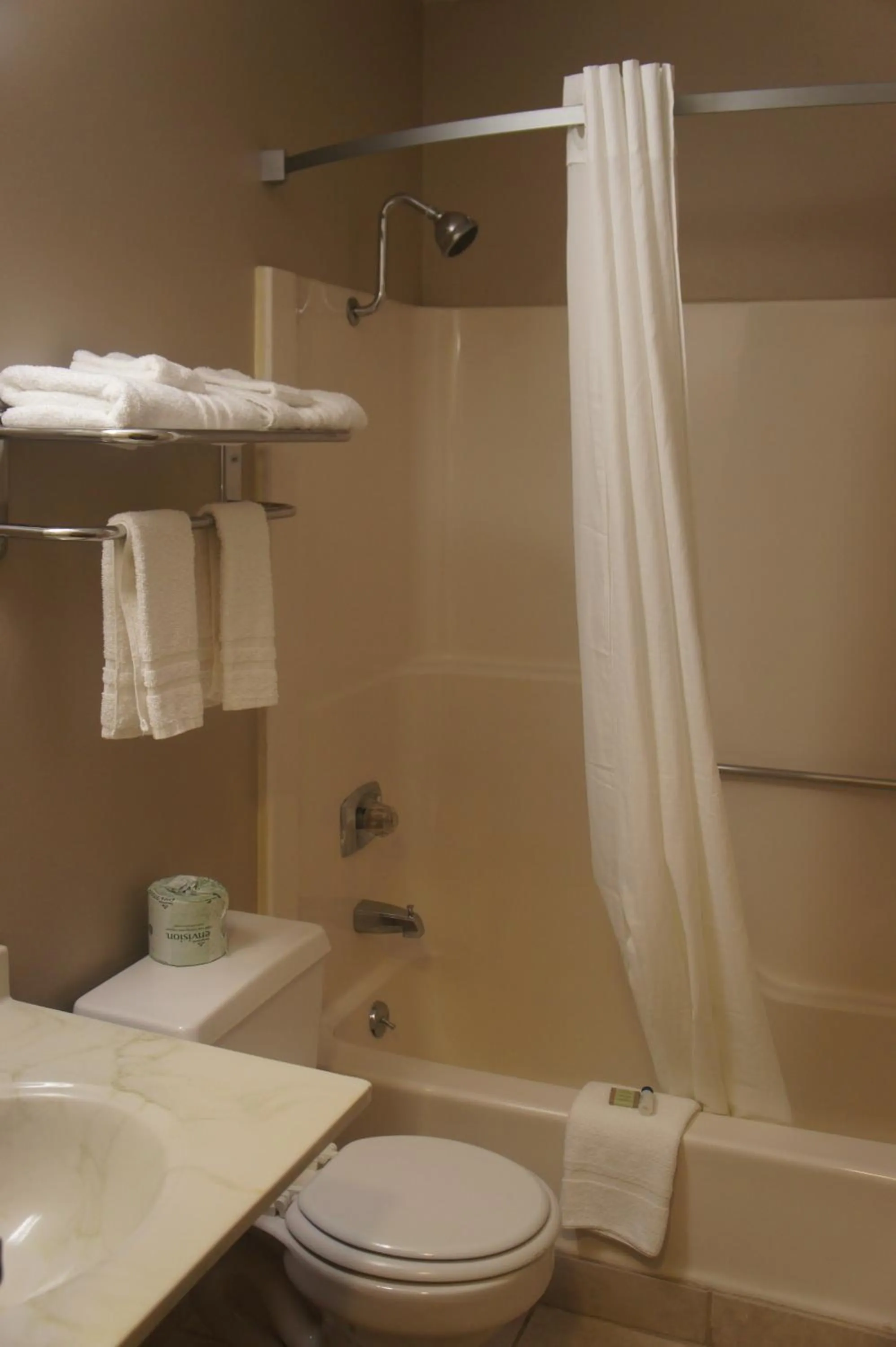 Bathroom in Super 8 by Wyndham Fremont NE